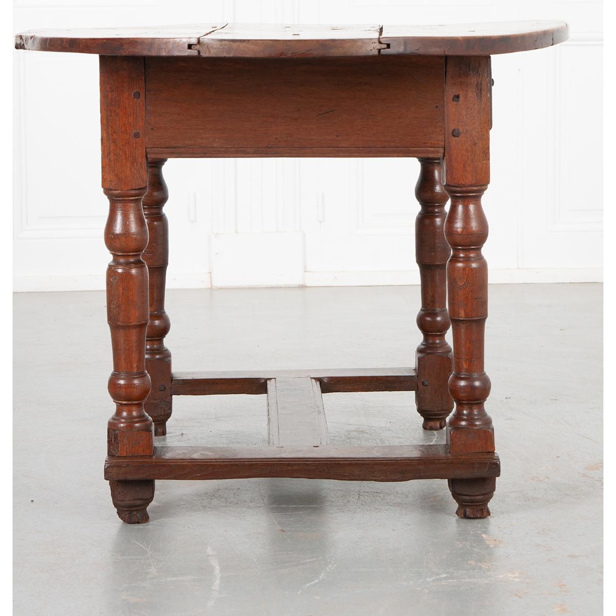 French 19th Century Oak Low Table For Sale 5