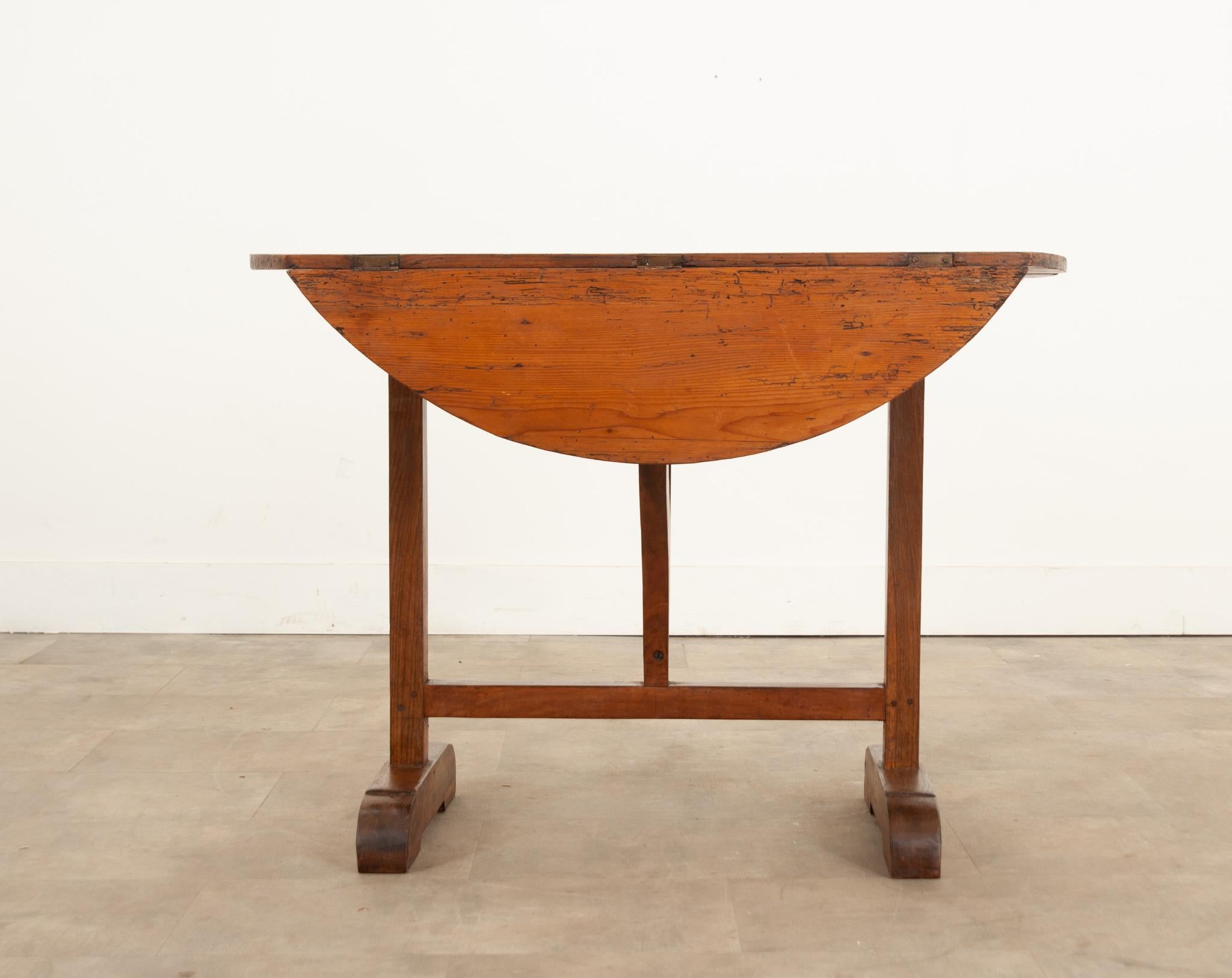 Wood French 19th Century Oak Vendange Table For Sale
