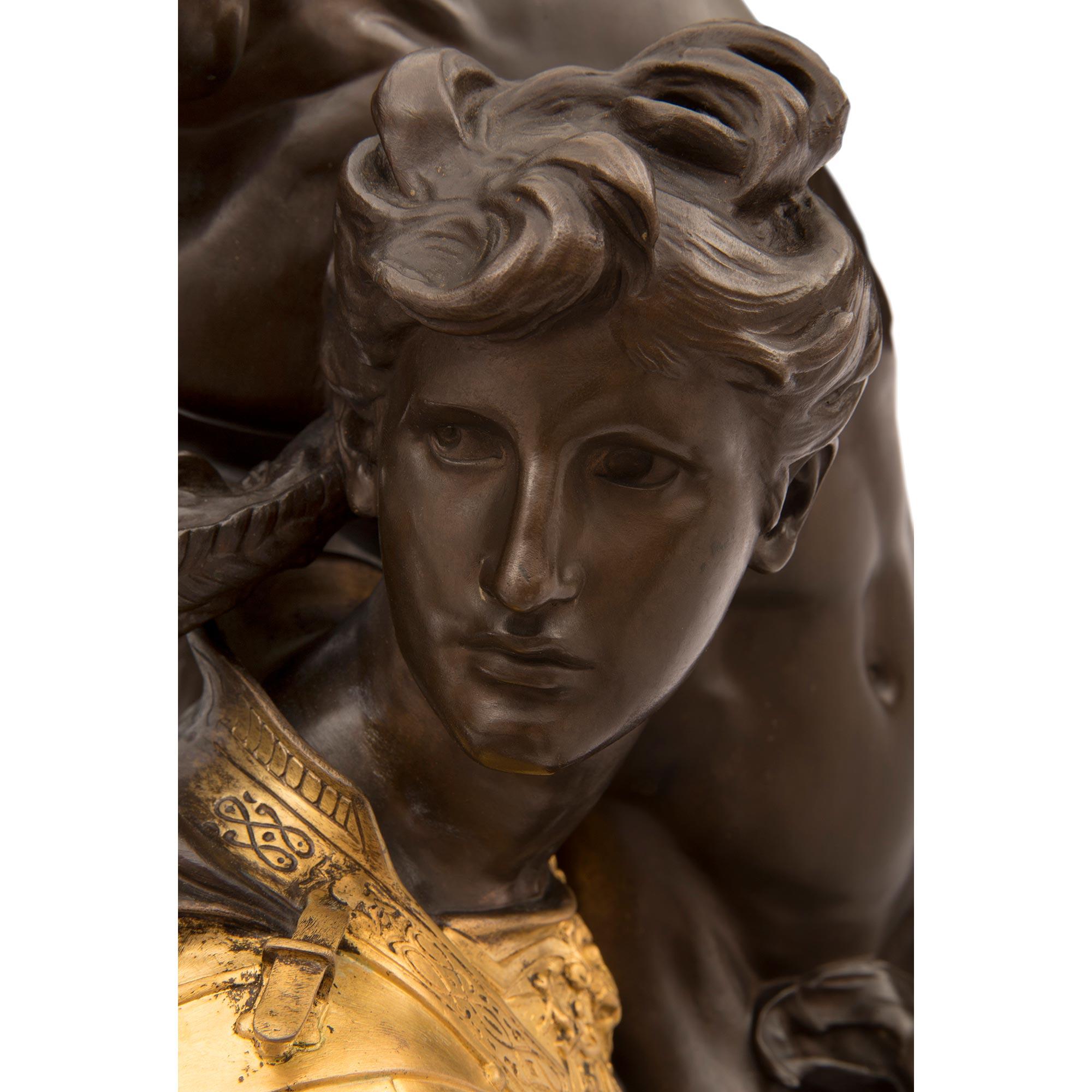 Statue française du 19ème siècle en bronze, bronze doré et marbre sur piédestal d'origine en vente 1