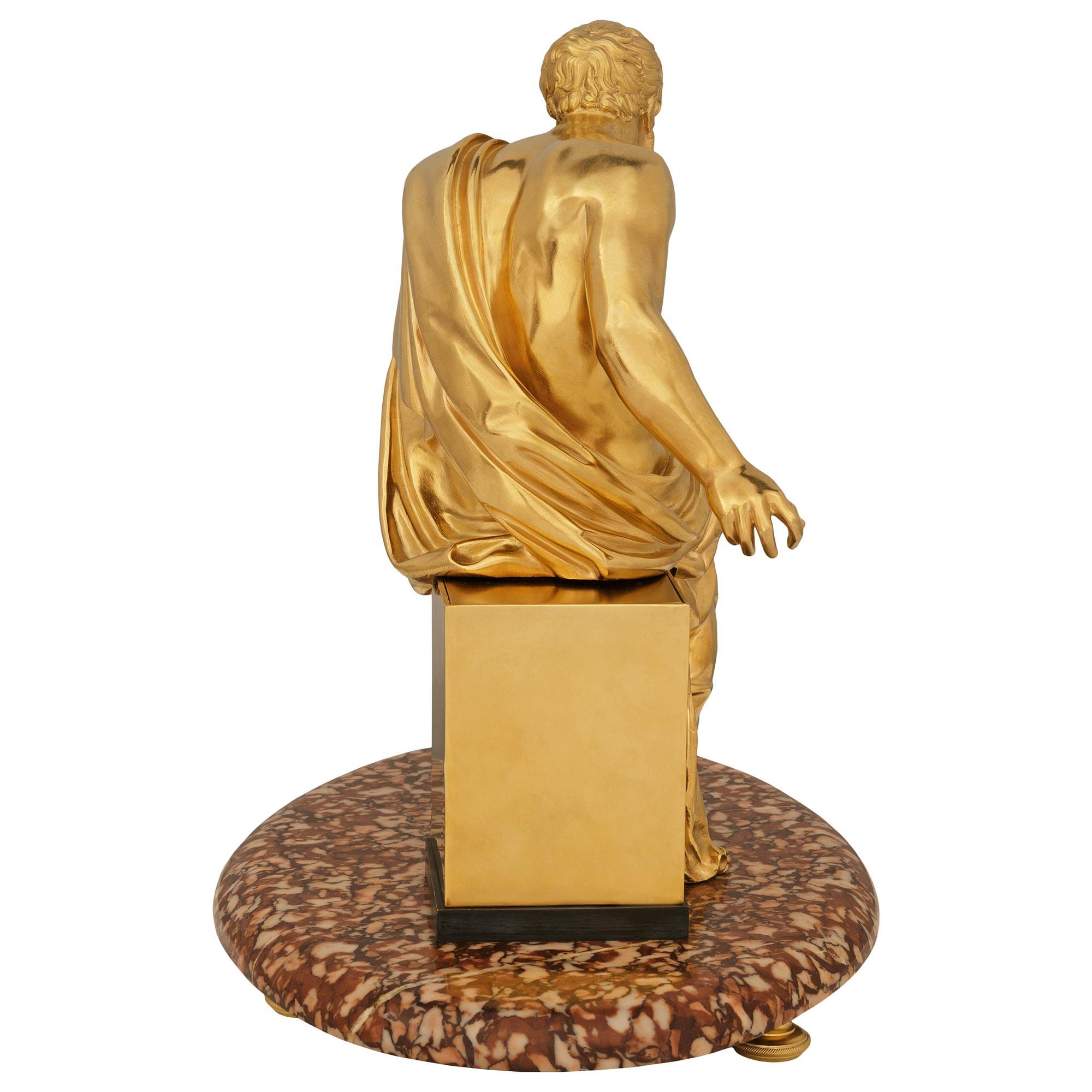 Francese Statua di Archimede in Ormolu, bronzo e Wedgwood del XIX secolo in vendita