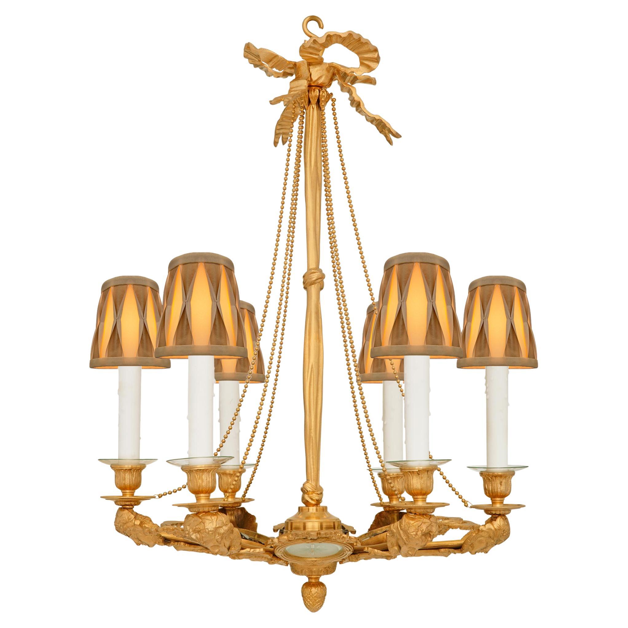 Araña francesa del siglo XIX de Ormolu, cristal y porcelana de Wedgwood