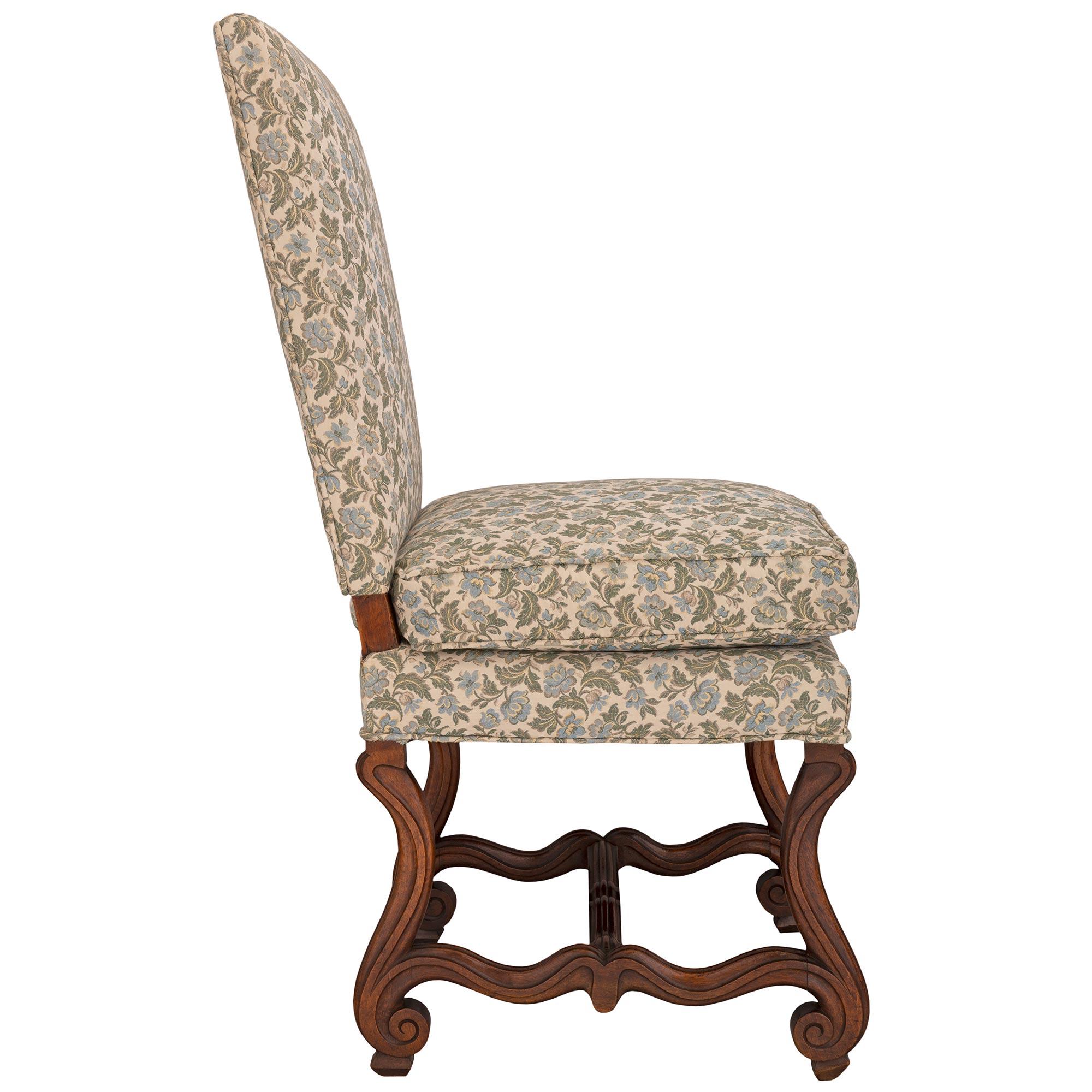 French 19th Century ‘Os De Mouton’ Walnut Chair In Good Condition For Sale In West Palm Beach, FL