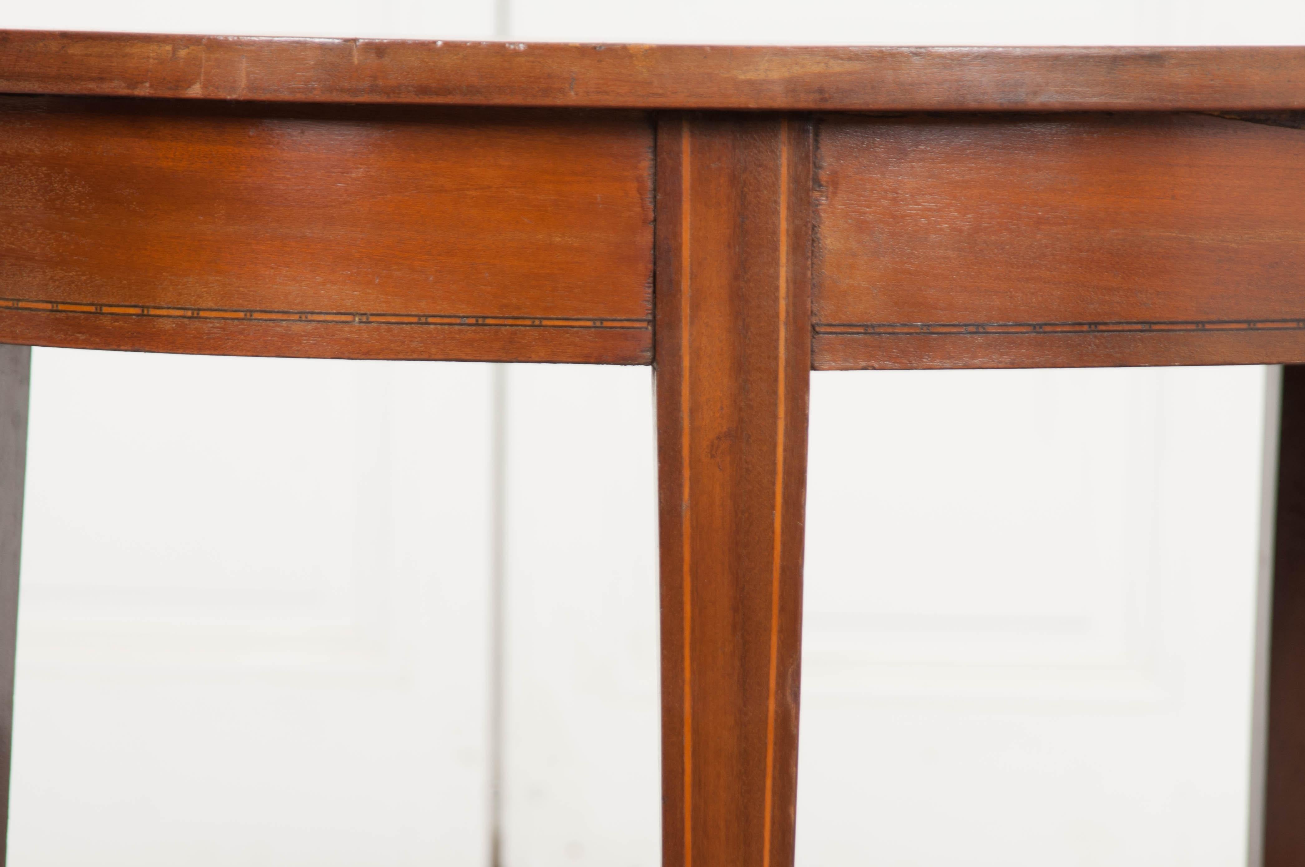 French 19th Century Oval Inlay Coffee Table In Good Condition In Baton Rouge, LA