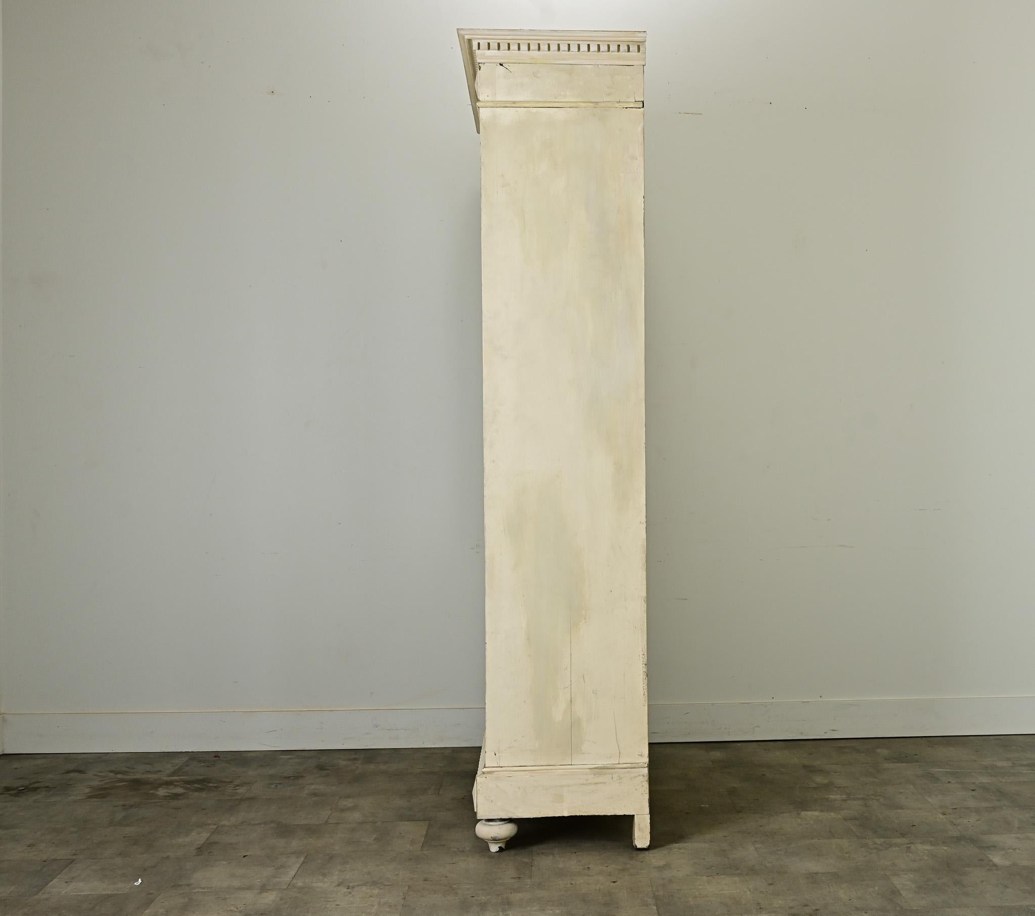 French 19th Century Painted Bibliotheque / Armoire For Sale 11