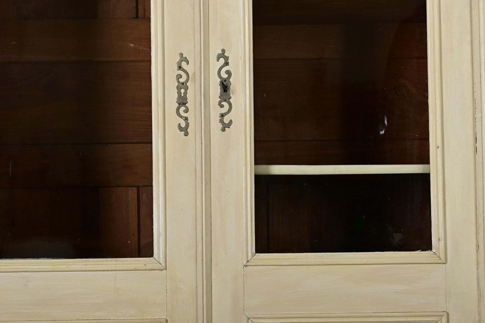 French 19th Century Painted Bibliotheque / Armoire For Sale 1
