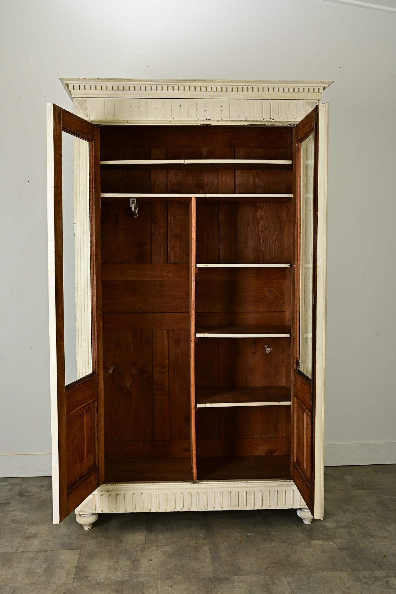 French 19th Century Painted Bibliotheque / Armoire For Sale 3