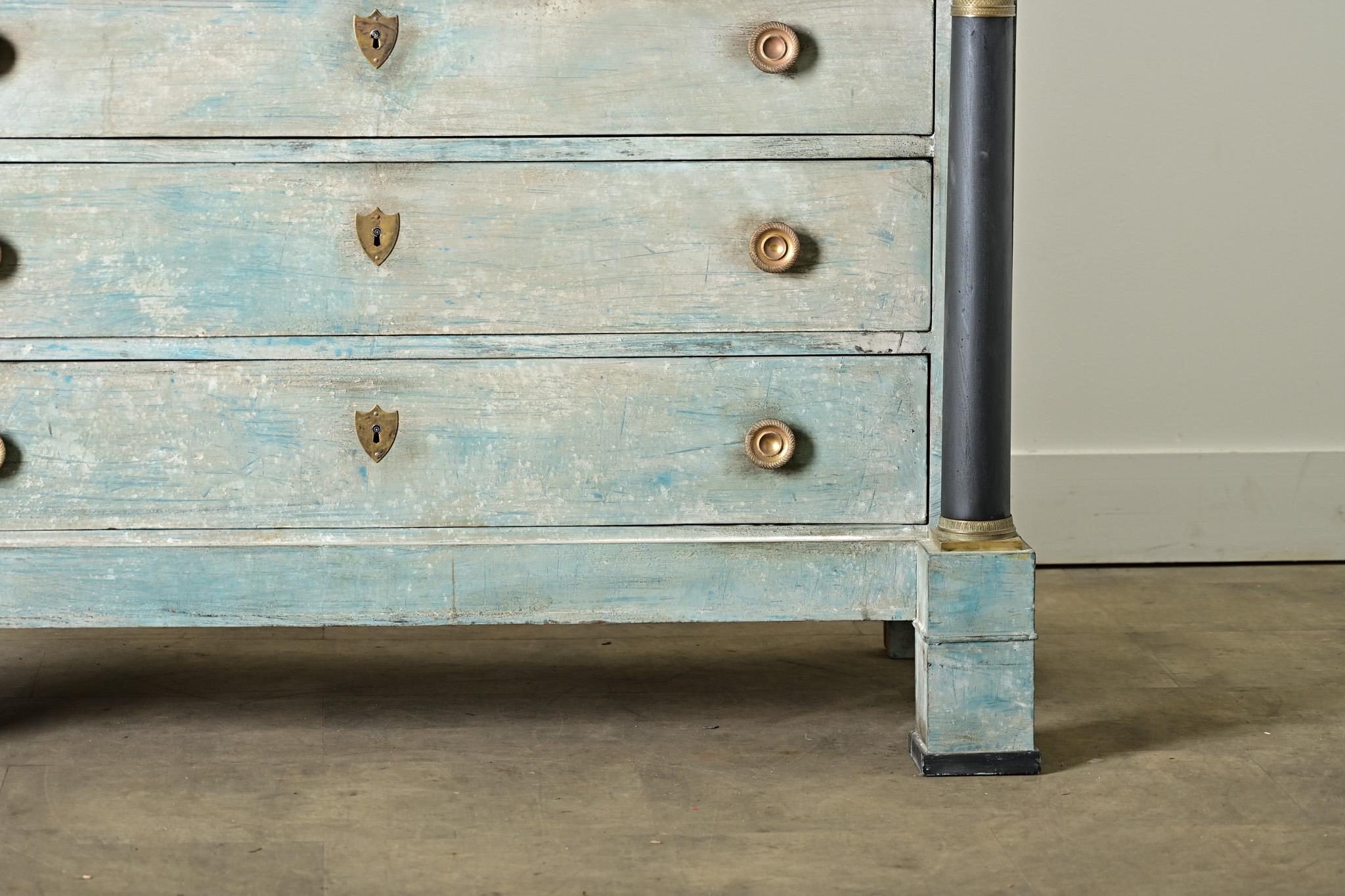 French 19th Century Painted Empire Commode Tallado en venta