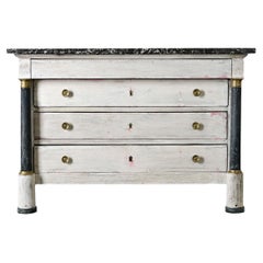 Commodes and Chests of Drawers
