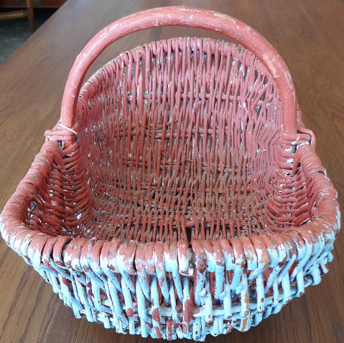 French 19th Century Painted Fruit and Vegetable Wicker Basket with Handle 2