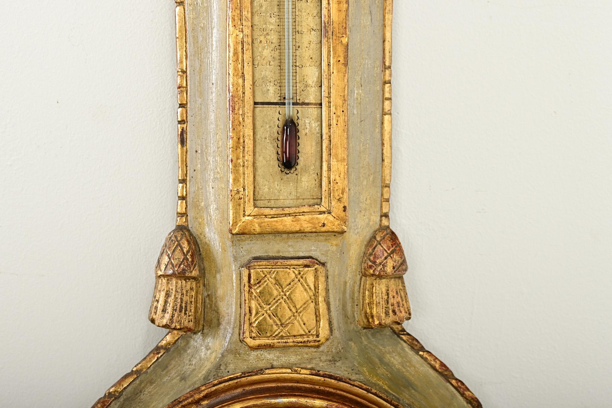 Baromètre français du 19ème siècle peint et doré en vente 1