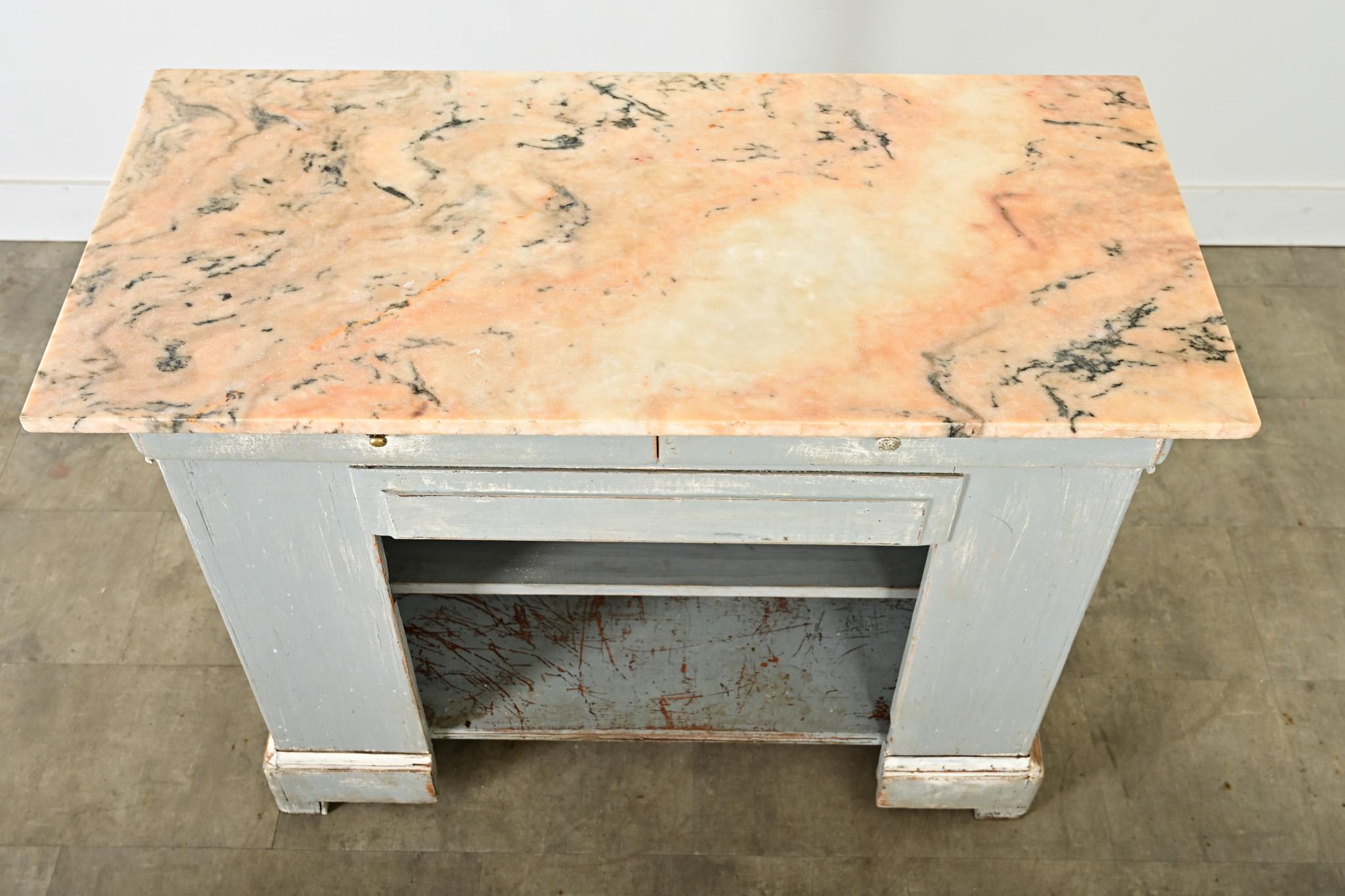 Intagliato Banco da negozio dipinto francese del XIX secolo in vendita