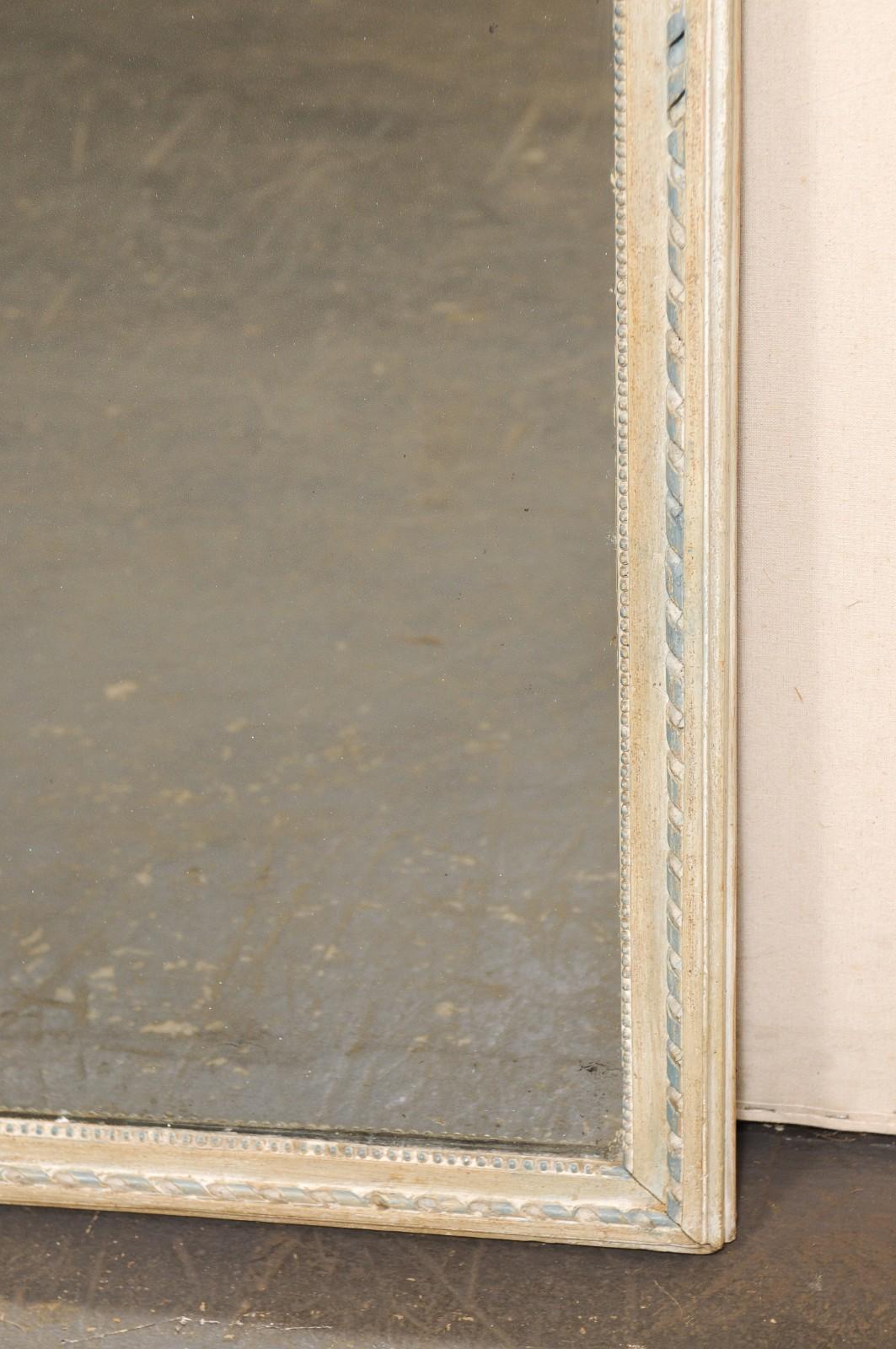 Specchio alto 4 piedi in Wood Wood dipinto del XIX secolo, con vetro originale a due pezzi in vendita 7