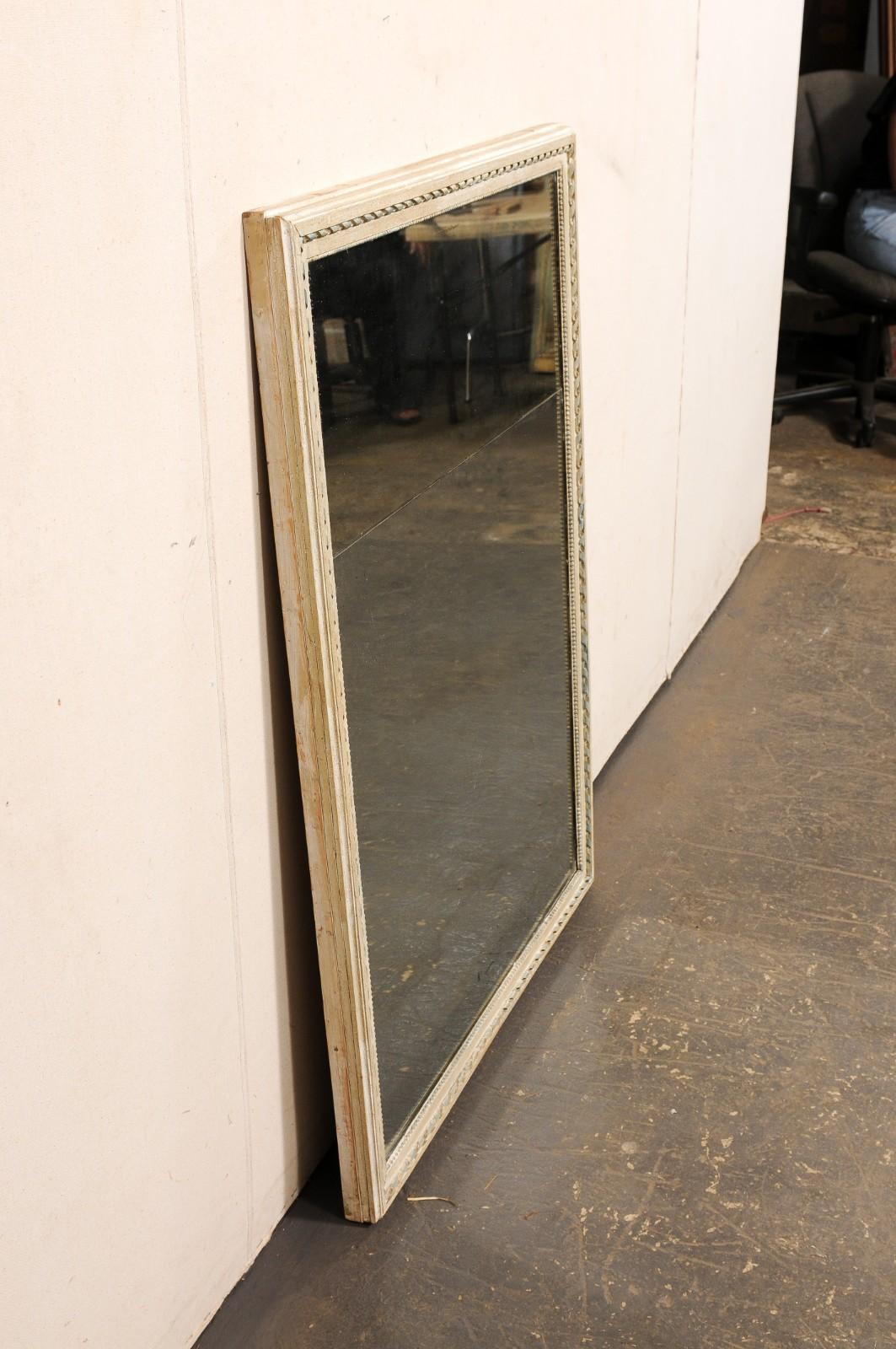 Specchio alto 4 piedi in Wood Wood dipinto del XIX secolo, con vetro originale a due pezzi in vendita 2