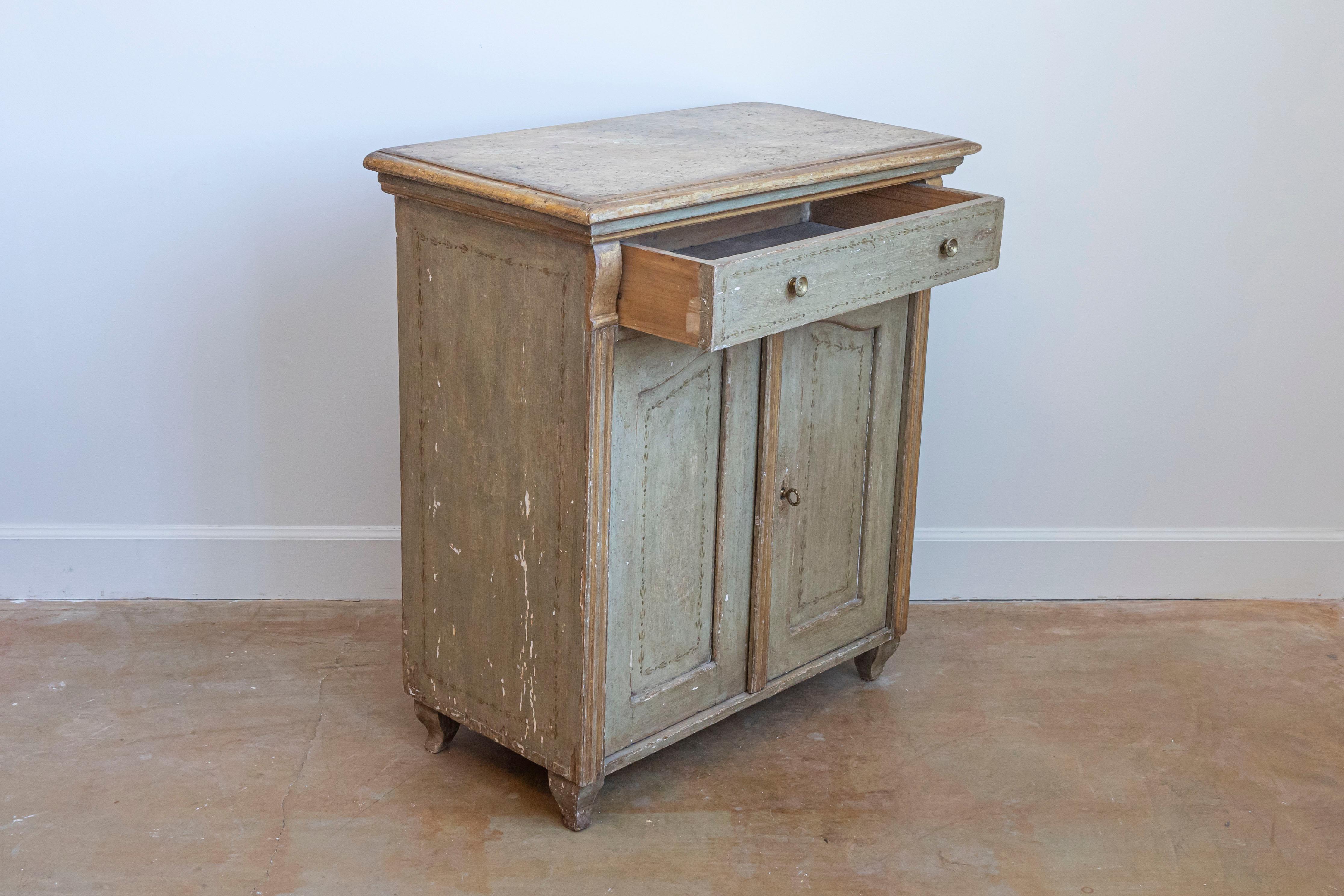 French 19th Century Painted Wood Buffet with Single Drawer over Two Doors 3