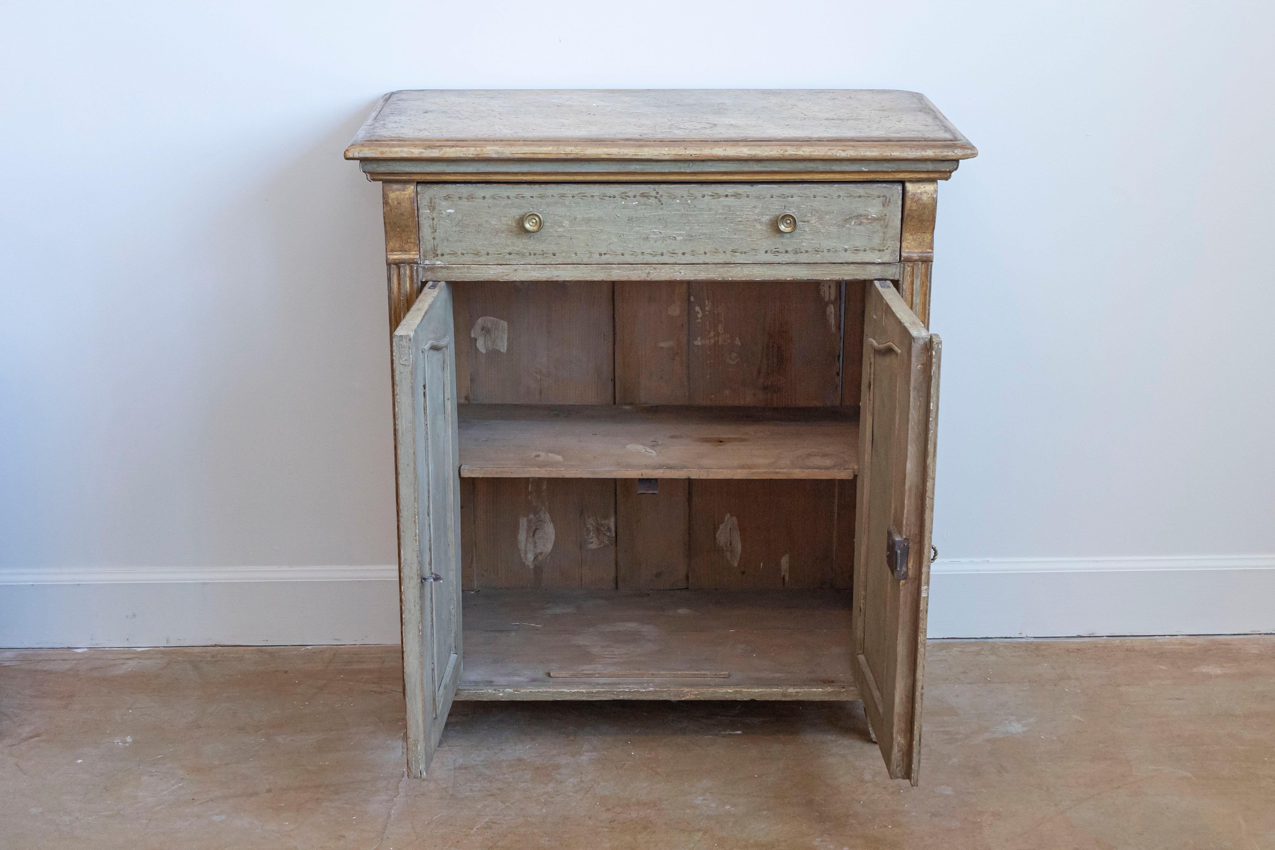 French 19th Century Painted Wood Buffet with Single Drawer over Two Doors 4