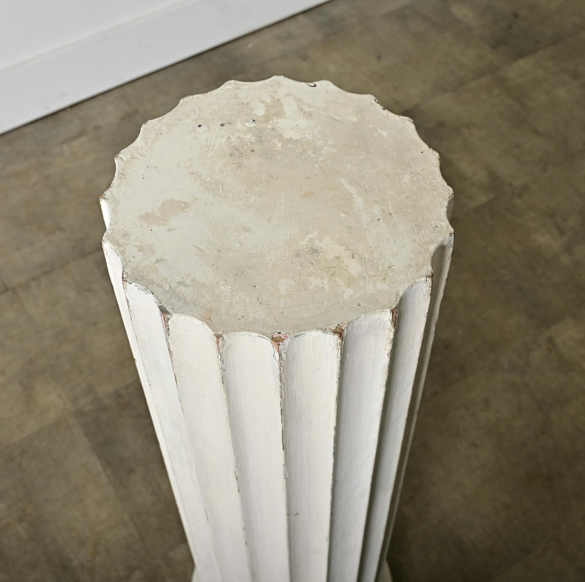 Colonne française en bois peint du 19ème siècle en vente 1