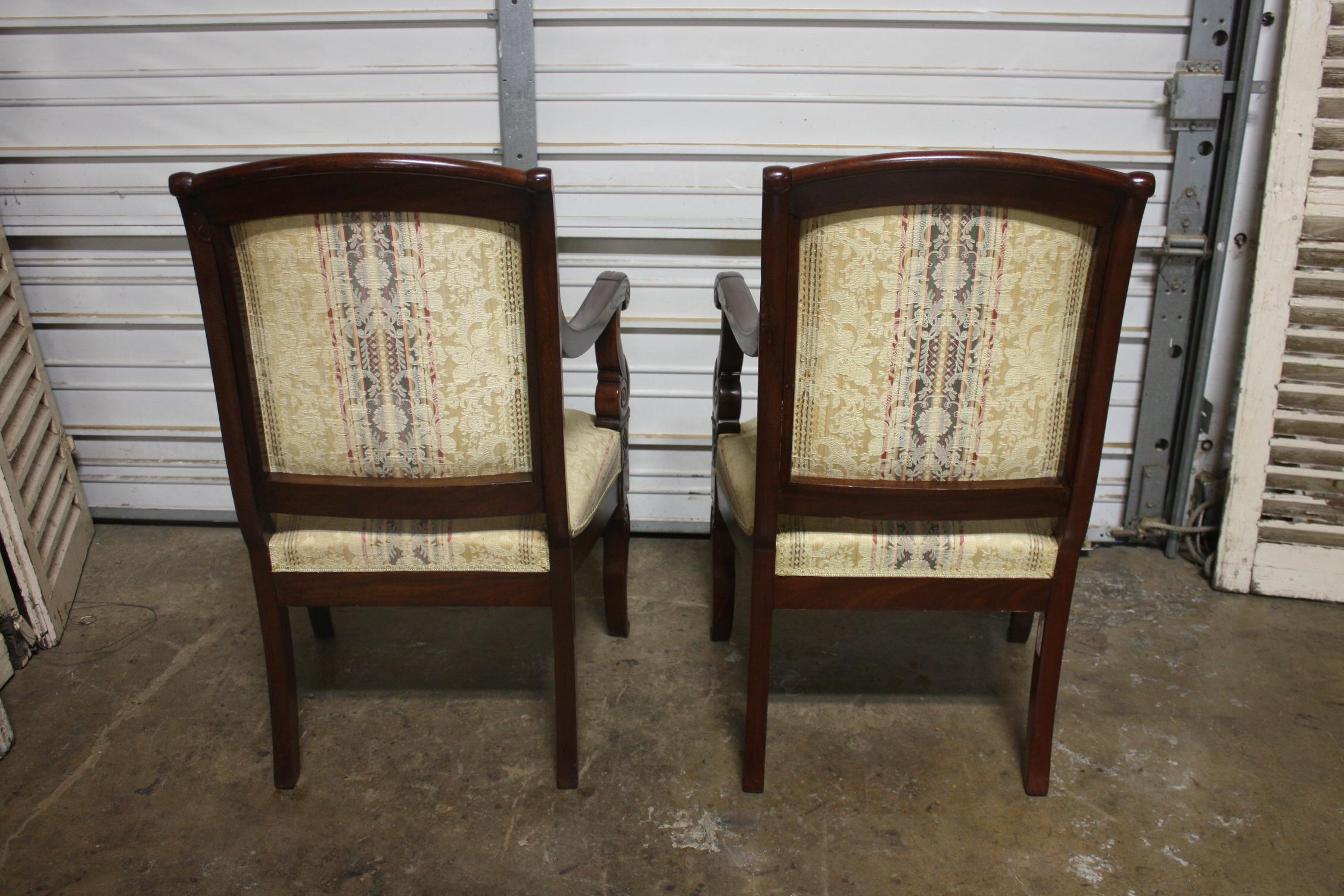 French 19th Century Pair of Armchairs For Sale 3