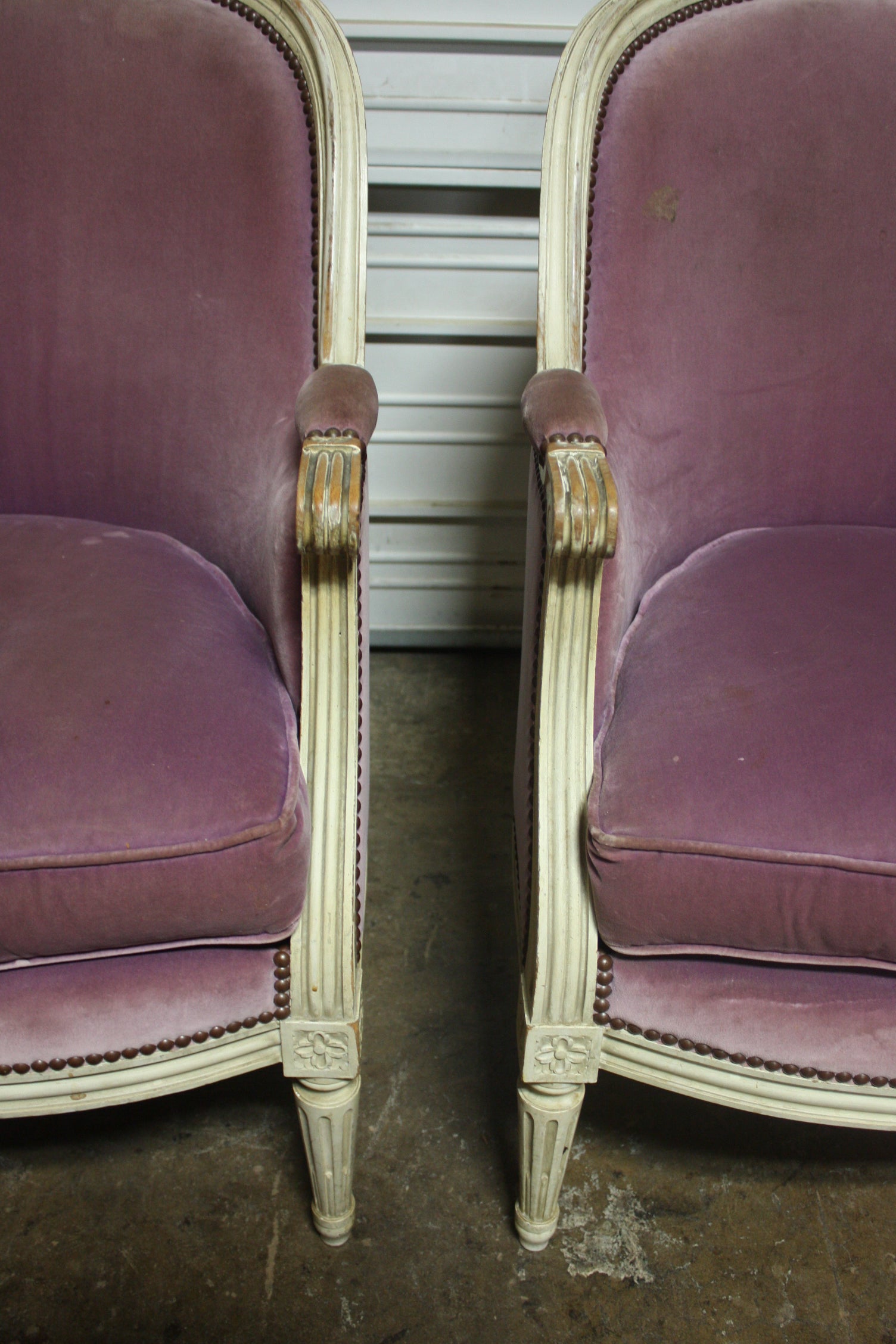 French 19th Century Pair of Bergere Chairs In Good Condition In Stockbridge, GA