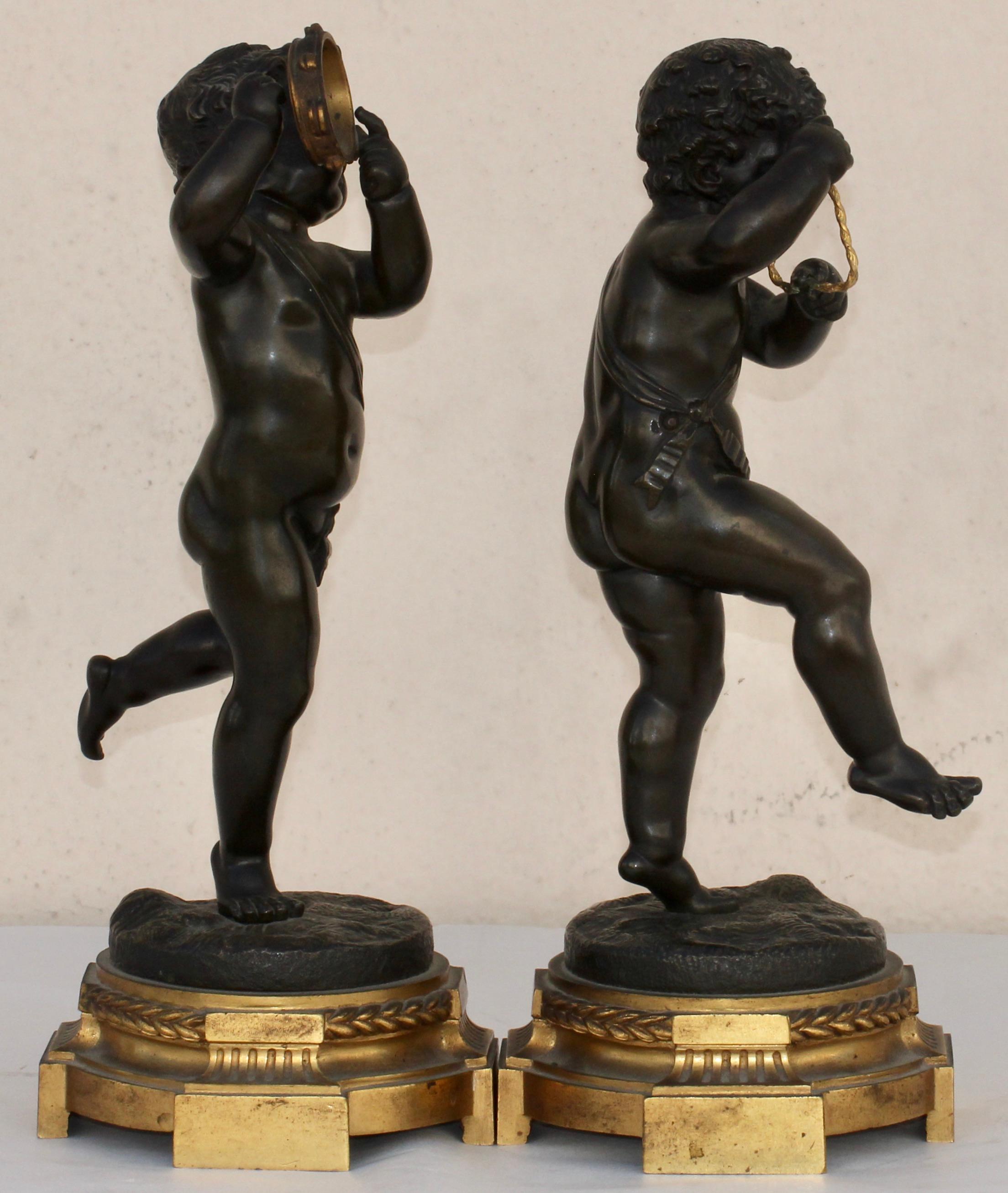 Patinated French 19th Century Pair of Bronze Musicians Putti