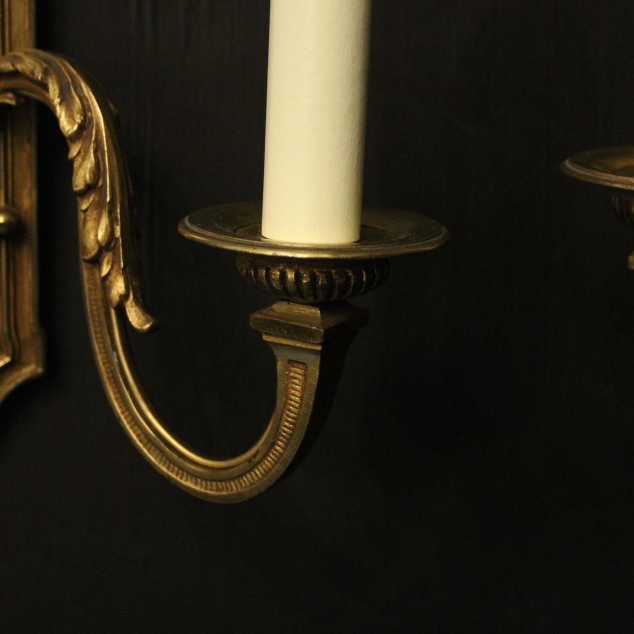 French 19th Century Pair of Bronze Twin Arm Antique Wall Lights For Sale 3