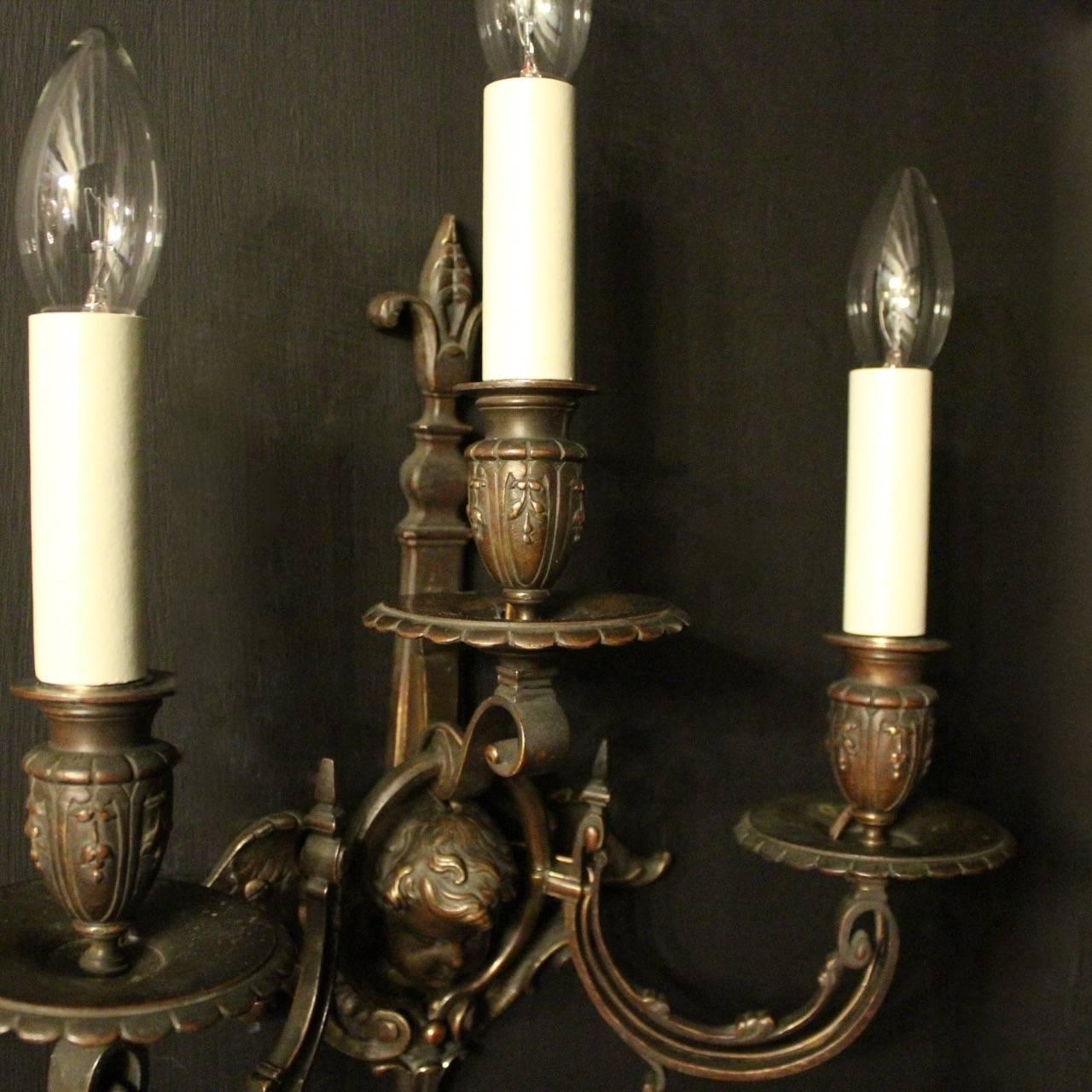 French 19th Century Pair of Cherub Antique Wall Sconces In Good Condition In Chester, GB