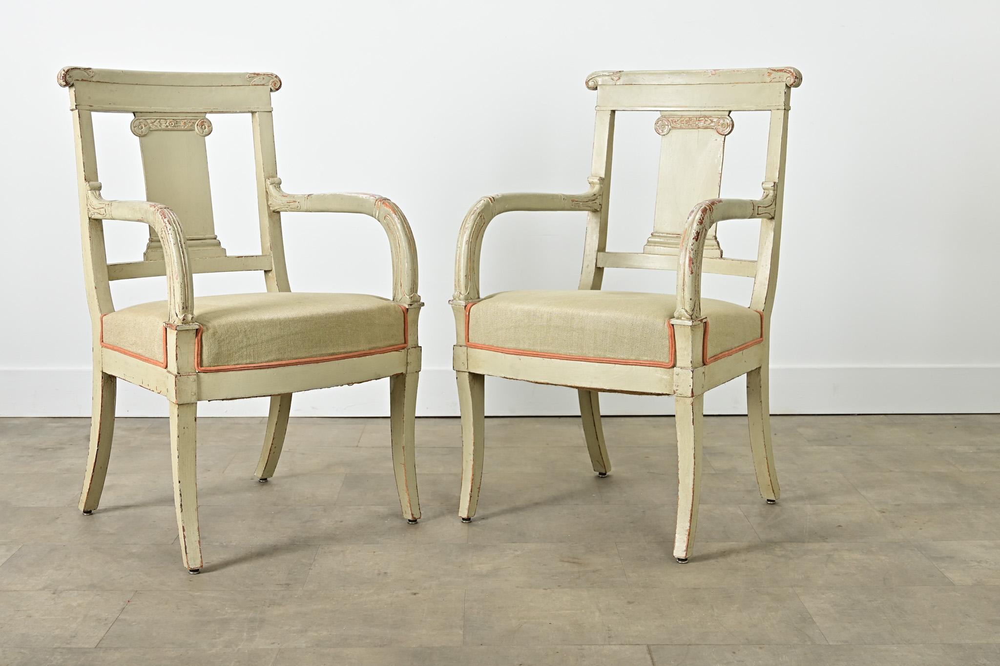 Französisch 19. Jahrhundert Paar Directoire Fauteuils im Angebot 8