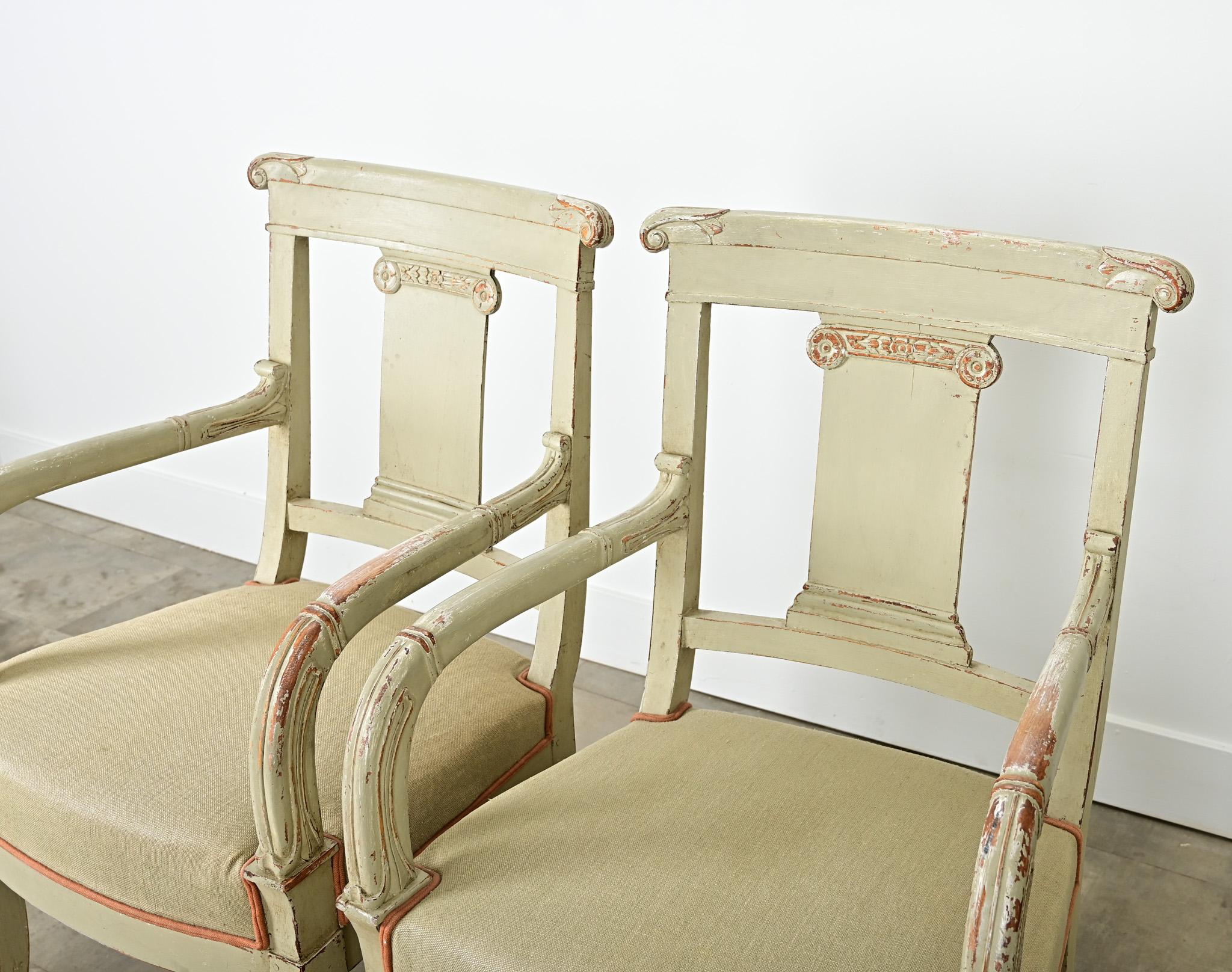 Französisch 19. Jahrhundert Paar Directoire Fauteuils im Angebot 3