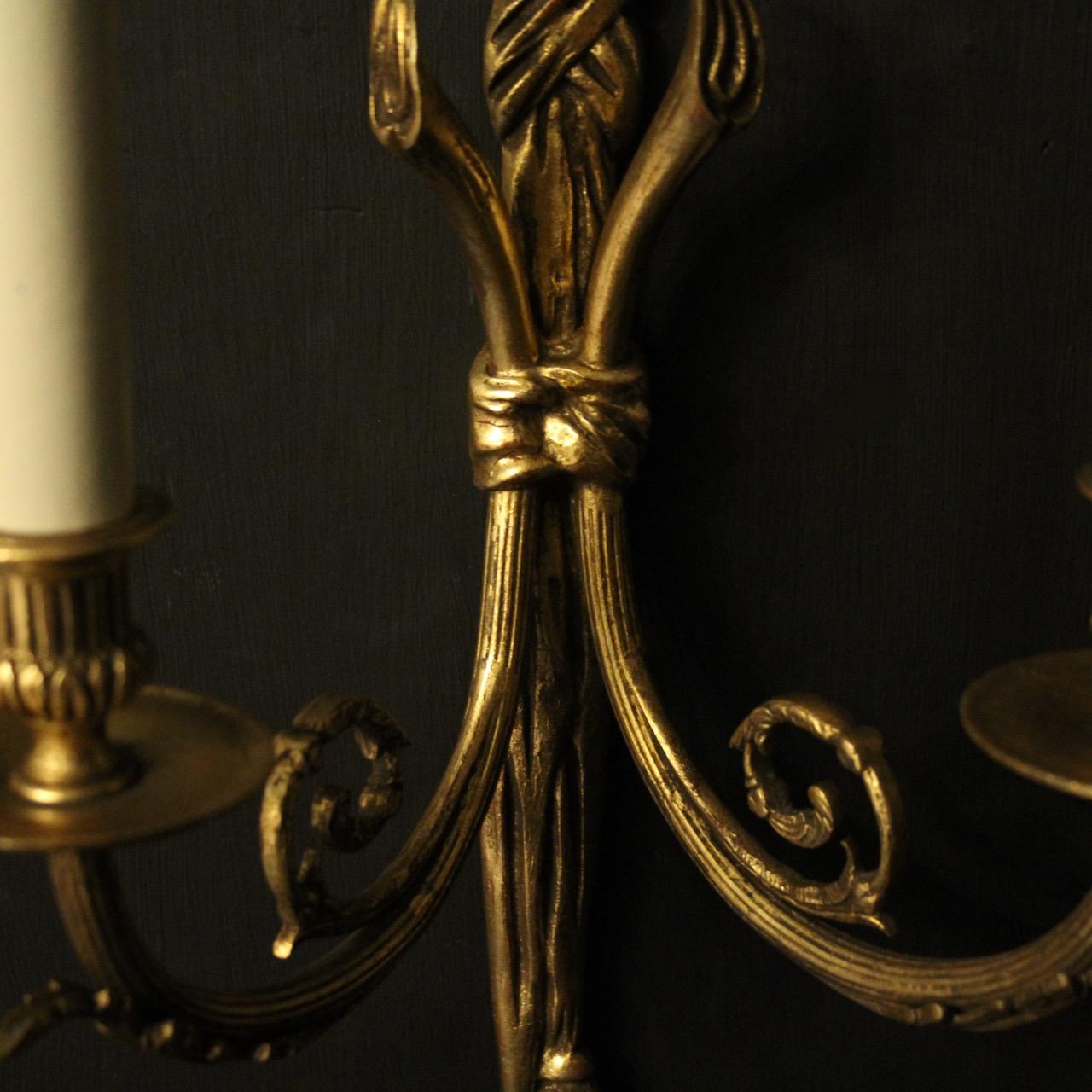 French 19th Century Pair of Gilded Bronze Antique Wall Lights In Good Condition In Chester, GB