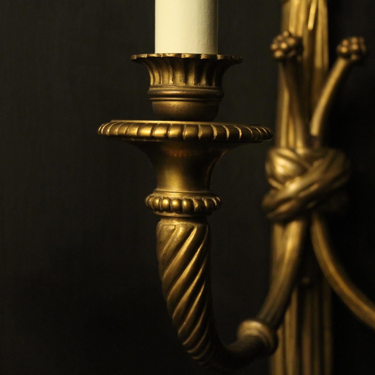 Gilt French 19th Century Pair of Gilded Bronze Rope Wall Lights For Sale