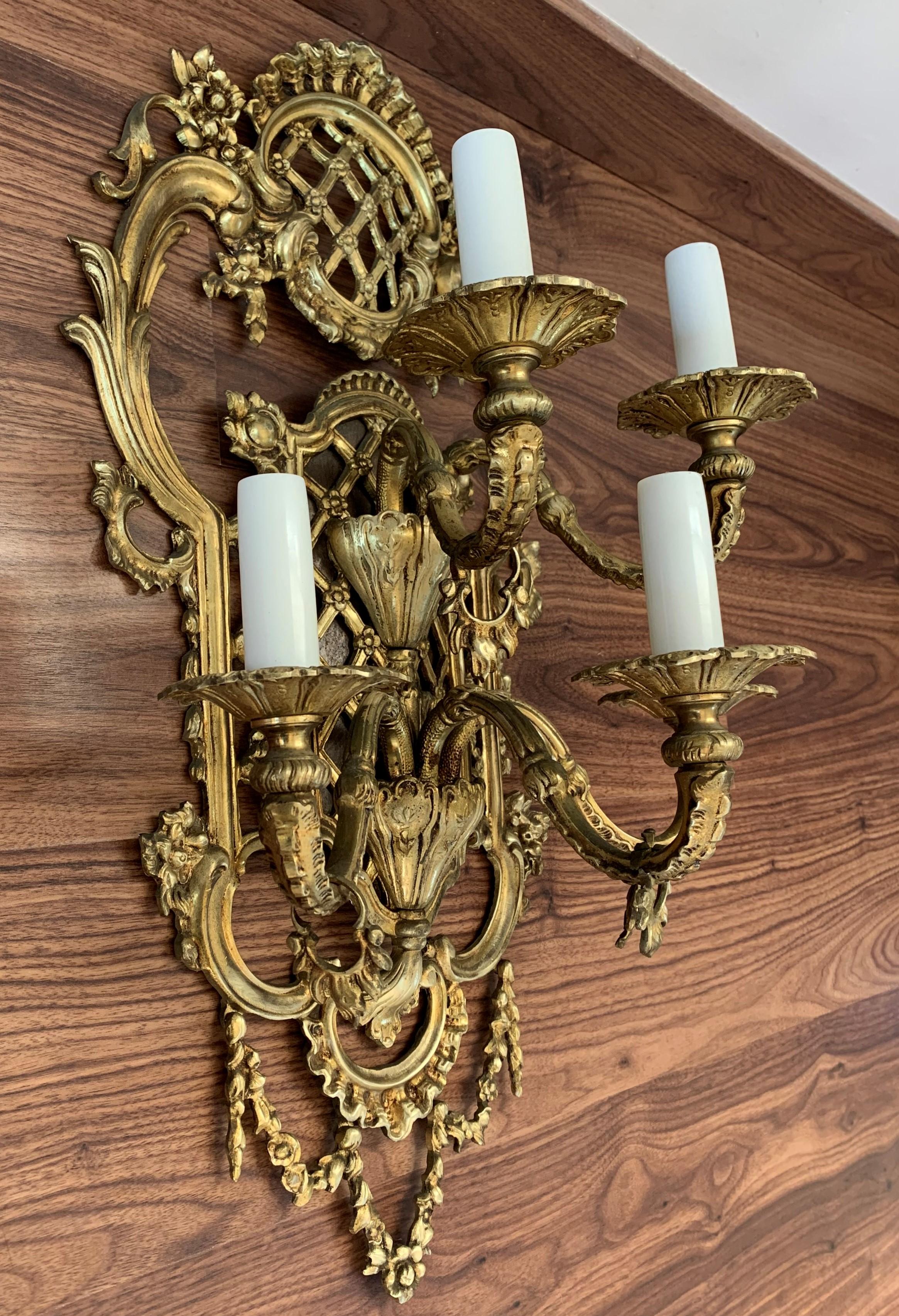20th Century French 19th Century Pair of Gilded Bronze Wall Sconces