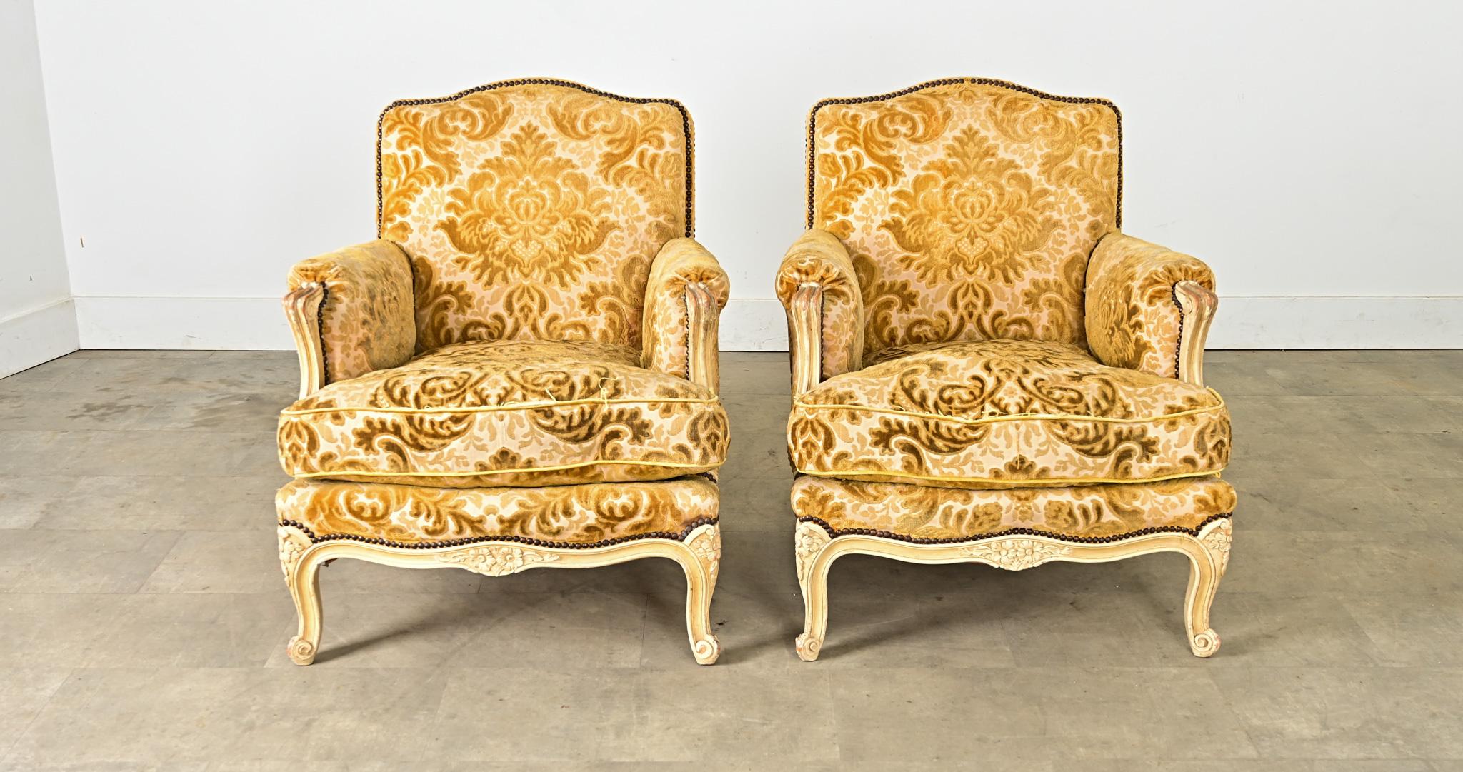 French 19th Century Pair of Louis XV Style Bergeres For Sale at 1stDibs