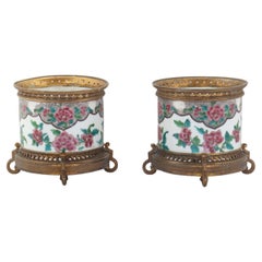 French 19th Century Pair of Porcelain Cache-Pots