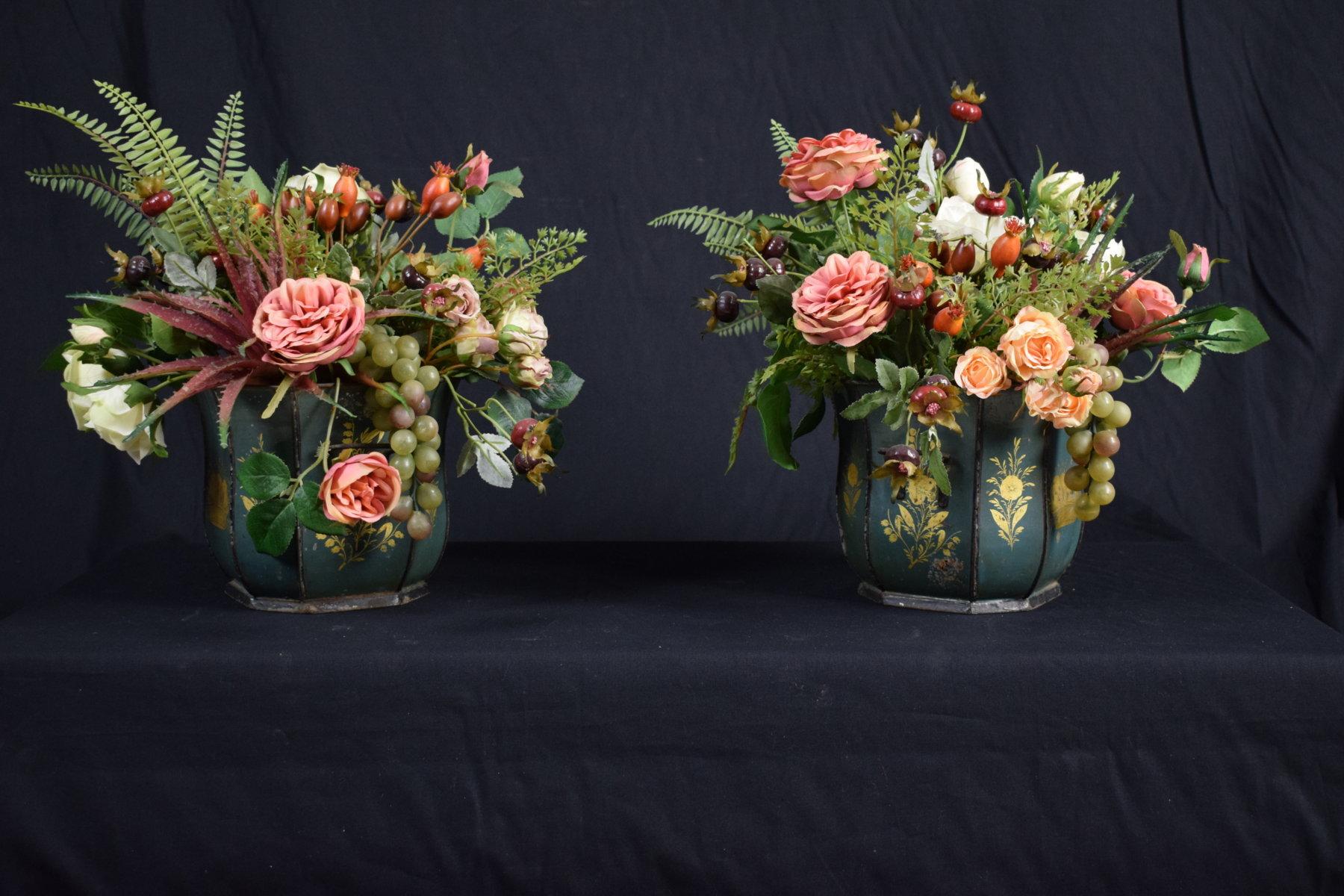 French 19th Century Pair of Flower Vases Green Lacquered Metal with Gold Flowers 9