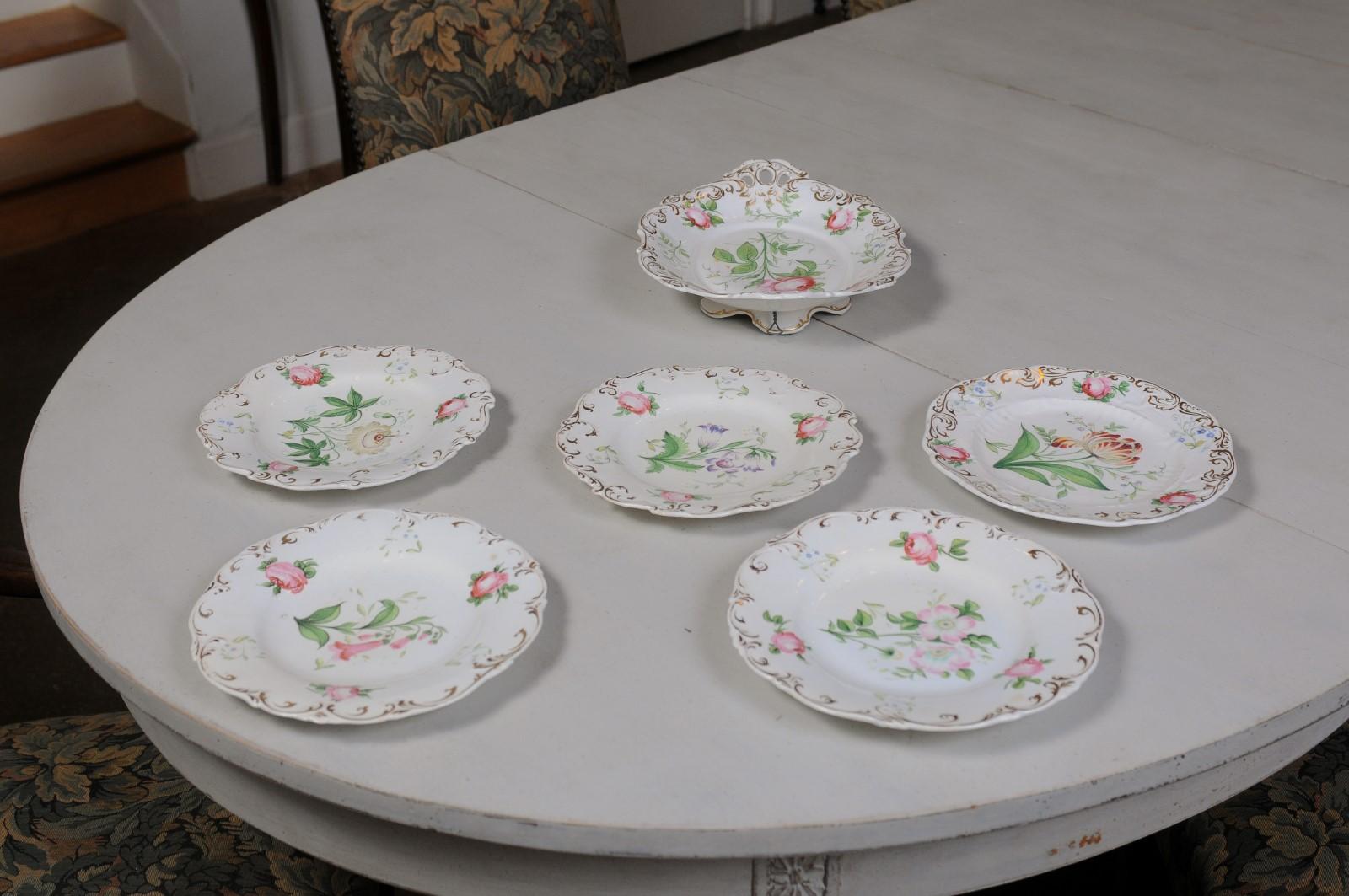 French 19th Century Paris Porcelain Dessert Set with Five Plates and Compote 13