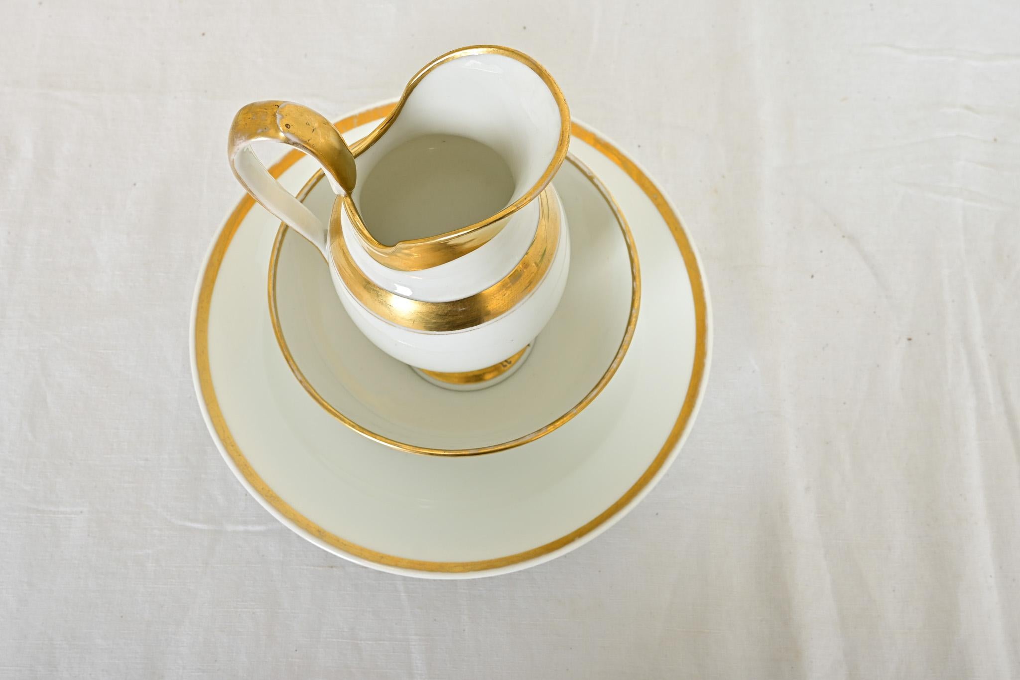 Other French 19th Century Paris Porcelain Wash Jug and Bowls For Sale