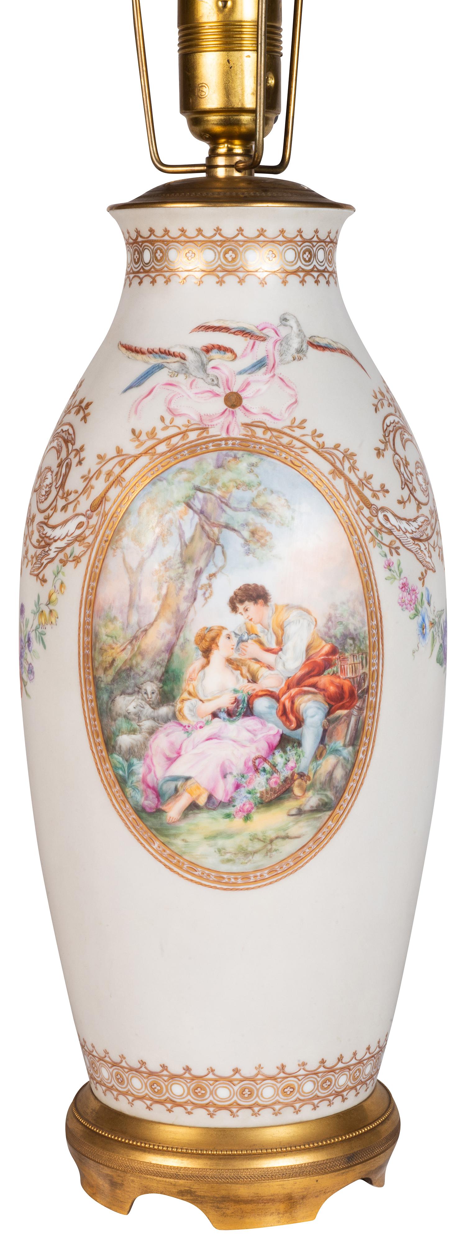 French 19th Century Paris ware porcelain Lamp. For Sale 3