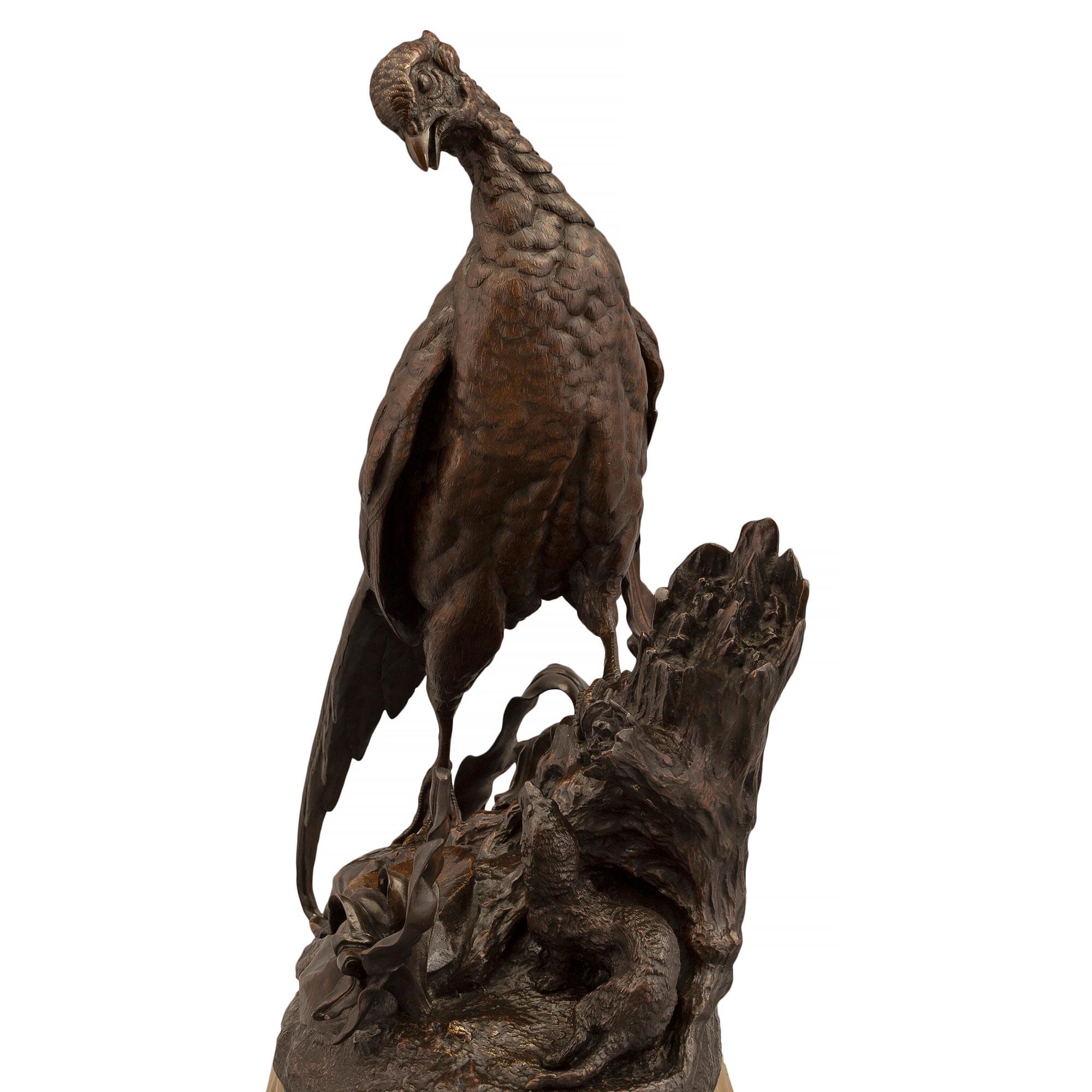 French 19th Century Patinated Bronze and Ormolu Statue of a Pheasant In Good Condition For Sale In West Palm Beach, FL