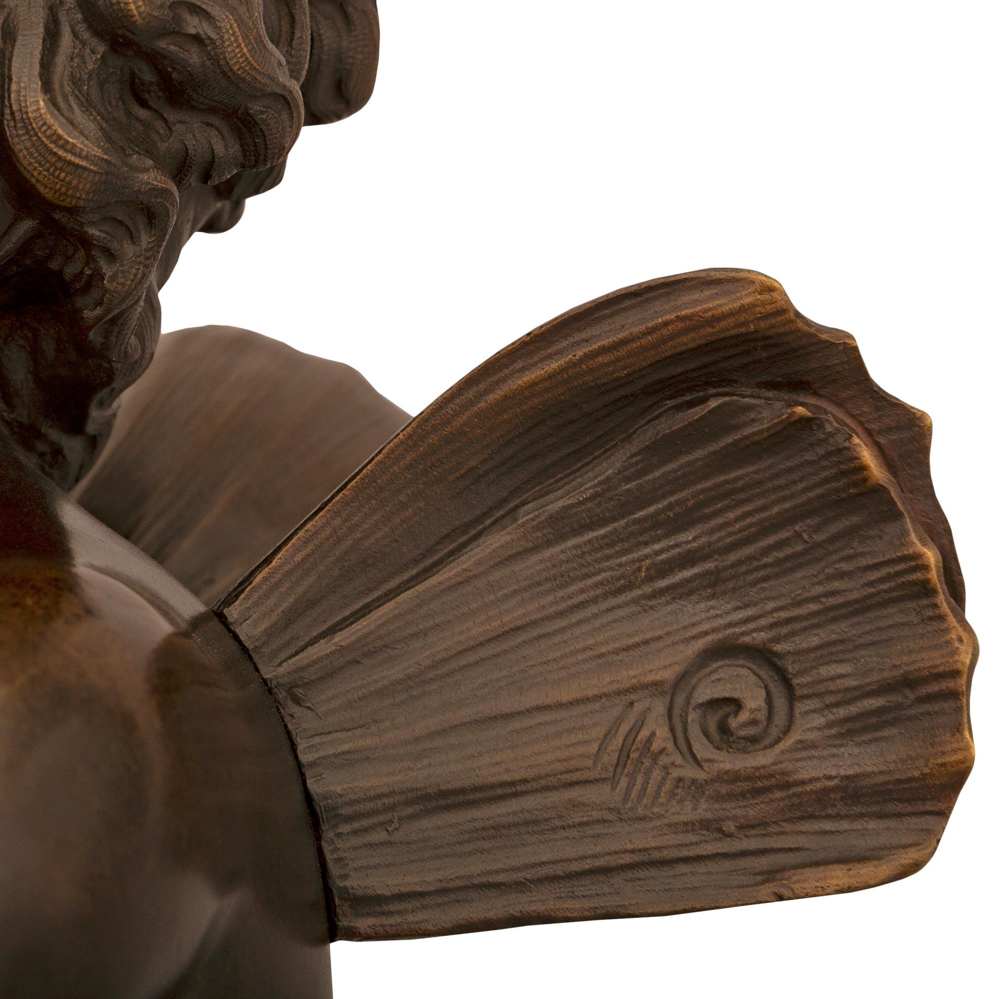 Bronze patiné français du 19ème siècle attribué à Fervill Suan Bon état - En vente à West Palm Beach, FL
