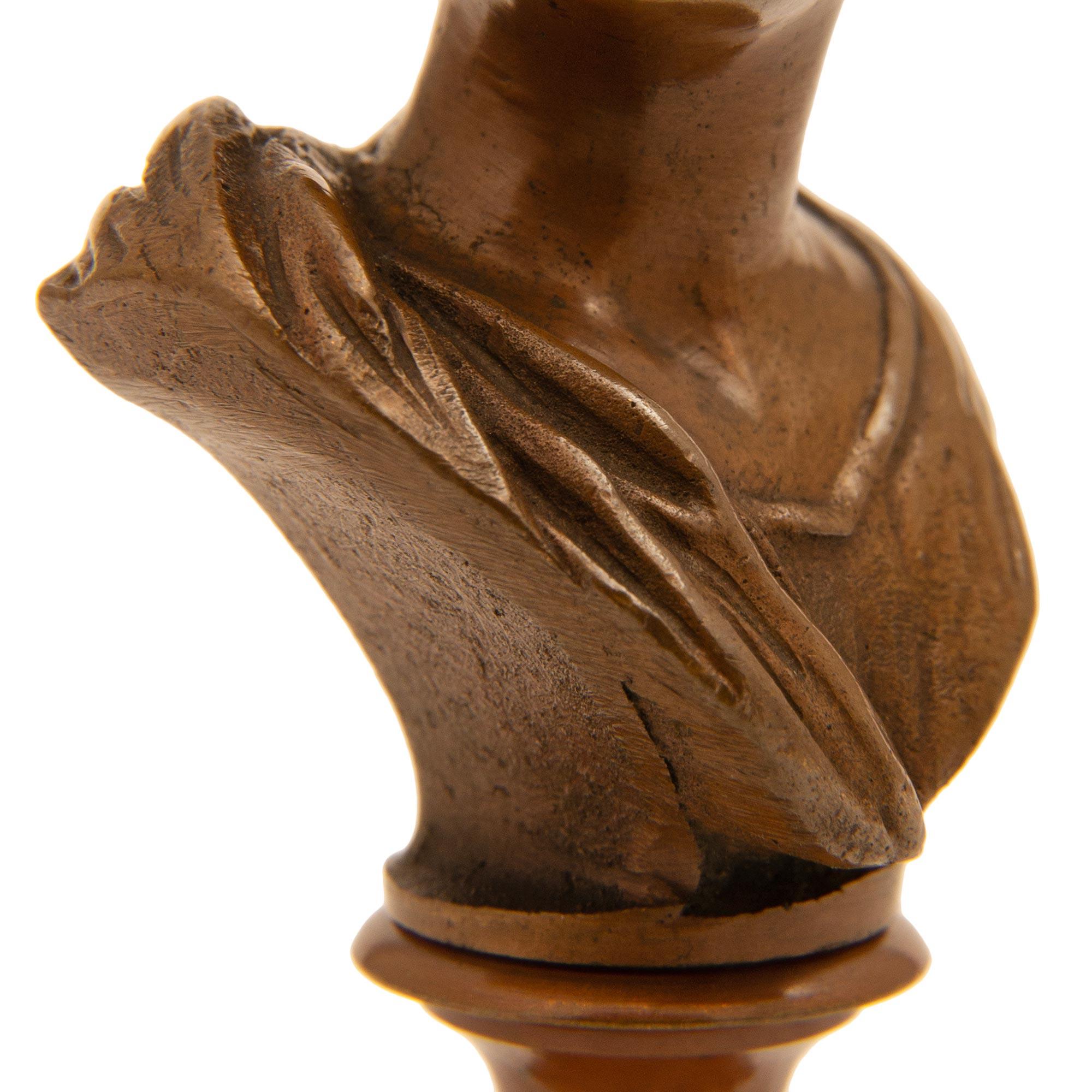 Busto in bronzo patinato francese del XIX secolo in vendita 1
