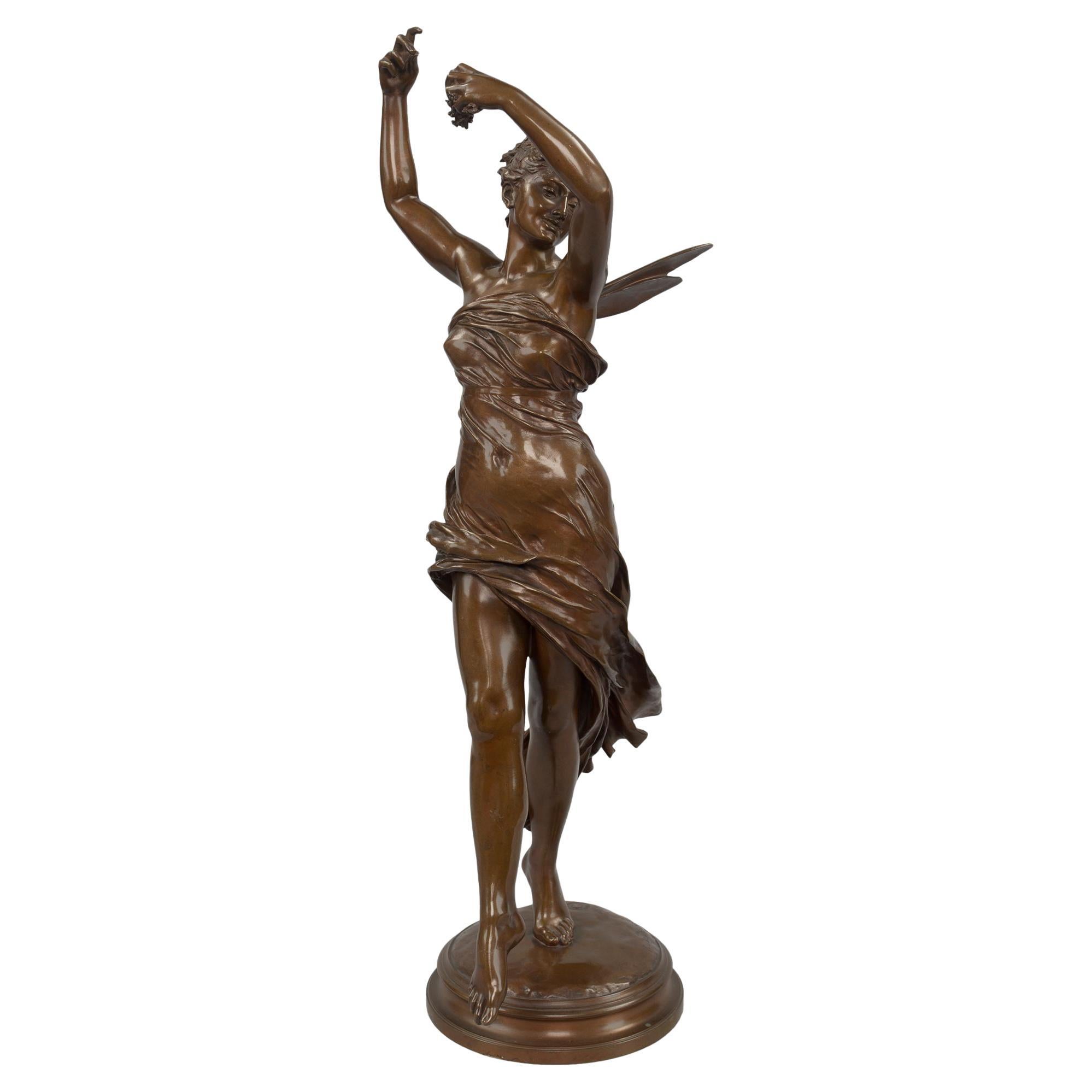 Bronze patiné français du 19ème siècle représentant une psychédélique souriante, signé E. Delaphanche