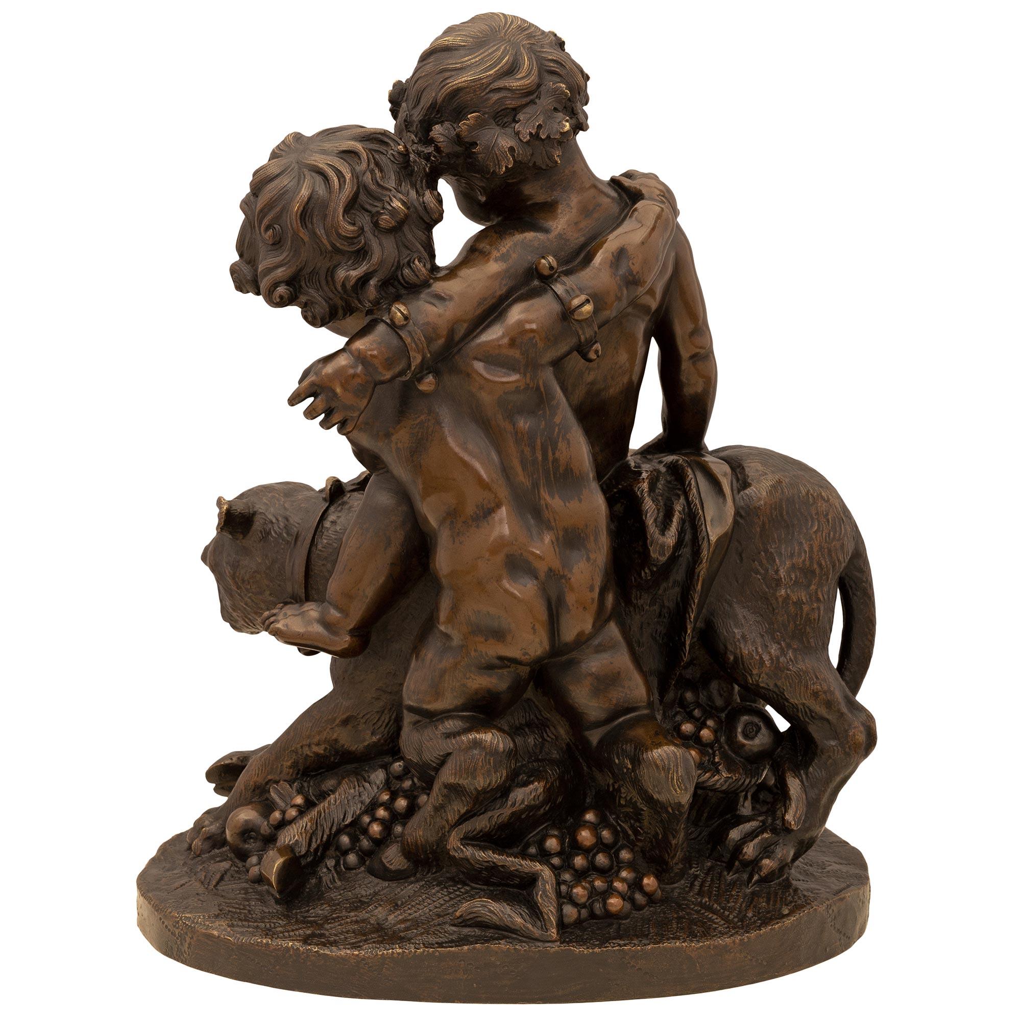 Statue française du 19ème siècle en bronze patiné en vente 2
