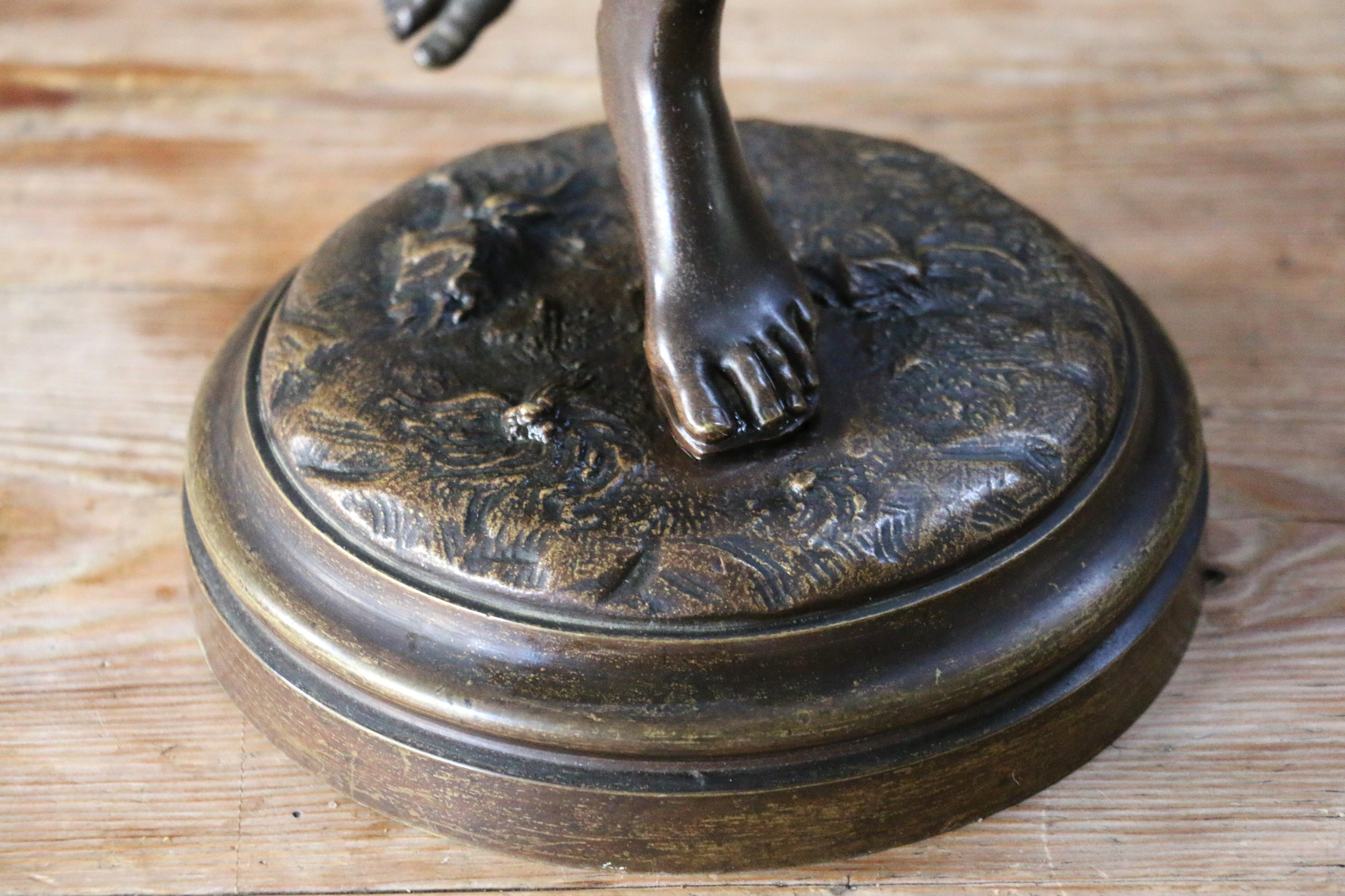 Statua in bronzo patinato francese del XIX secolo di Diana cacciatrice di Jean-Antoin in vendita 12