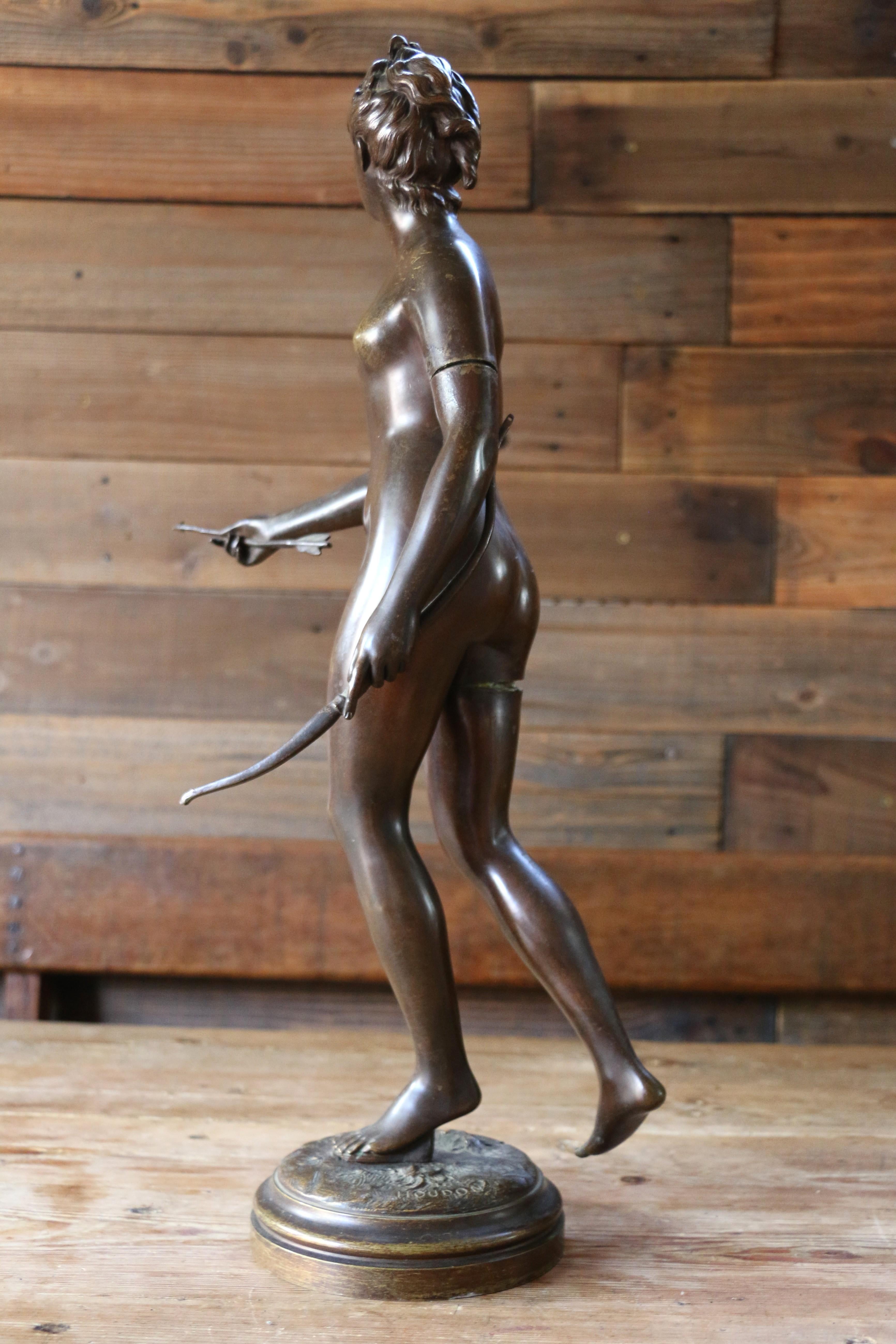 Stile provenzale Statua in bronzo patinato francese del XIX secolo di Diana cacciatrice di Jean-Antoin in vendita