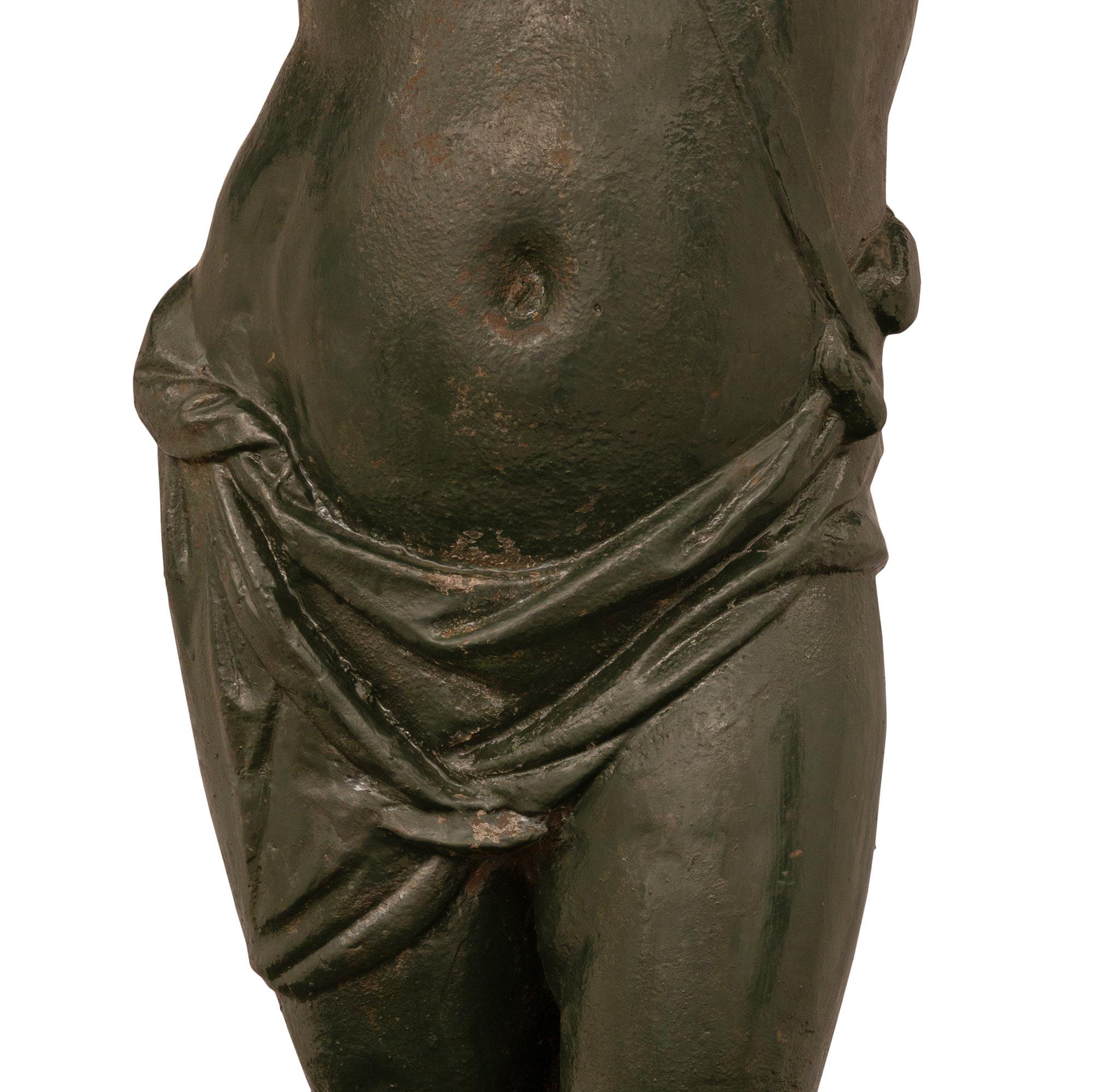 Calco Fontana in ghisa patinata francese del XIX secolo, firmata Salins Fondeur in vendita