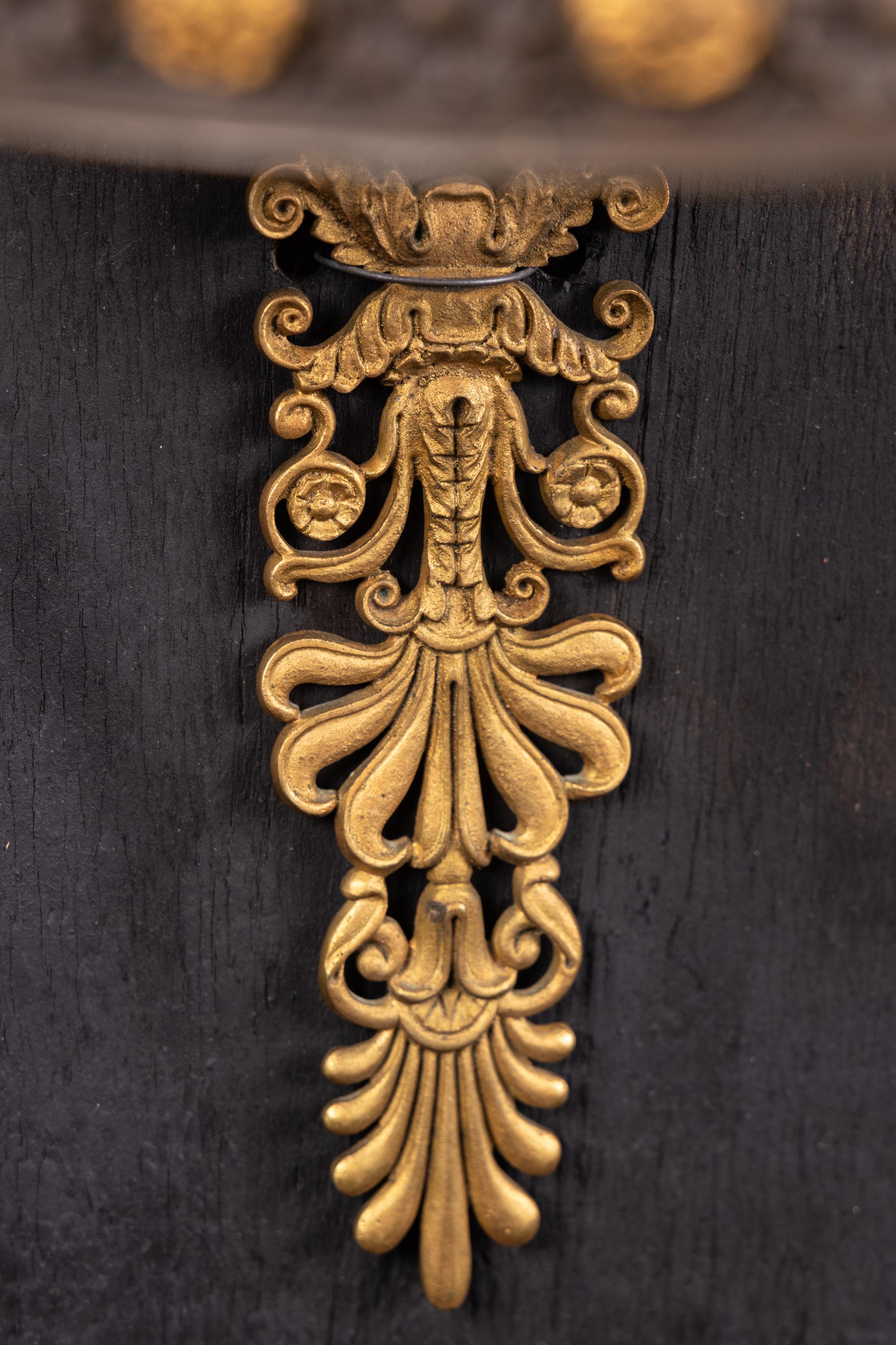 Appliques en bronze patiné et bronze d'époque Premier Empire du XIXe siècle en vente 1