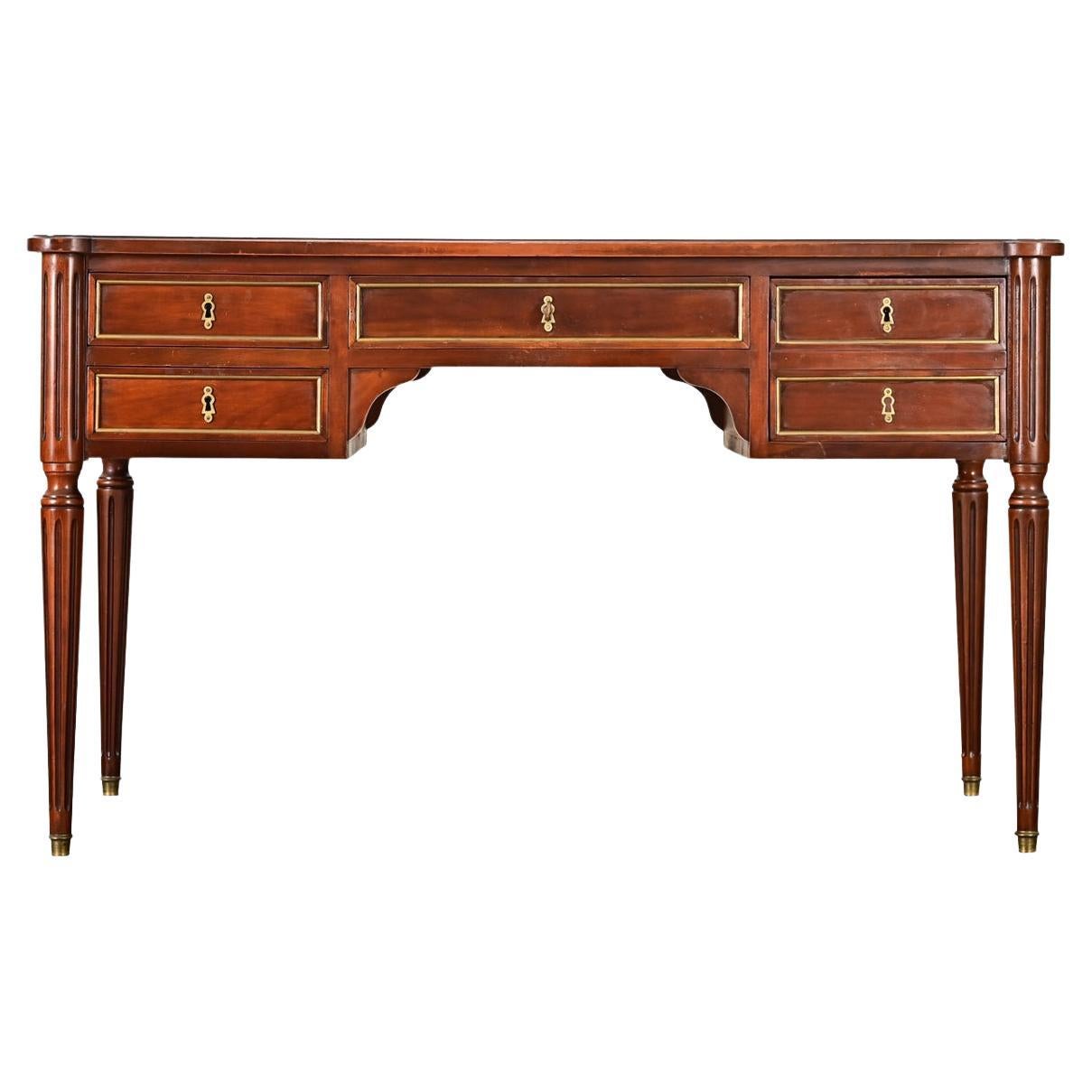 Petit bureau de style Louis XVI du 19ème siècle