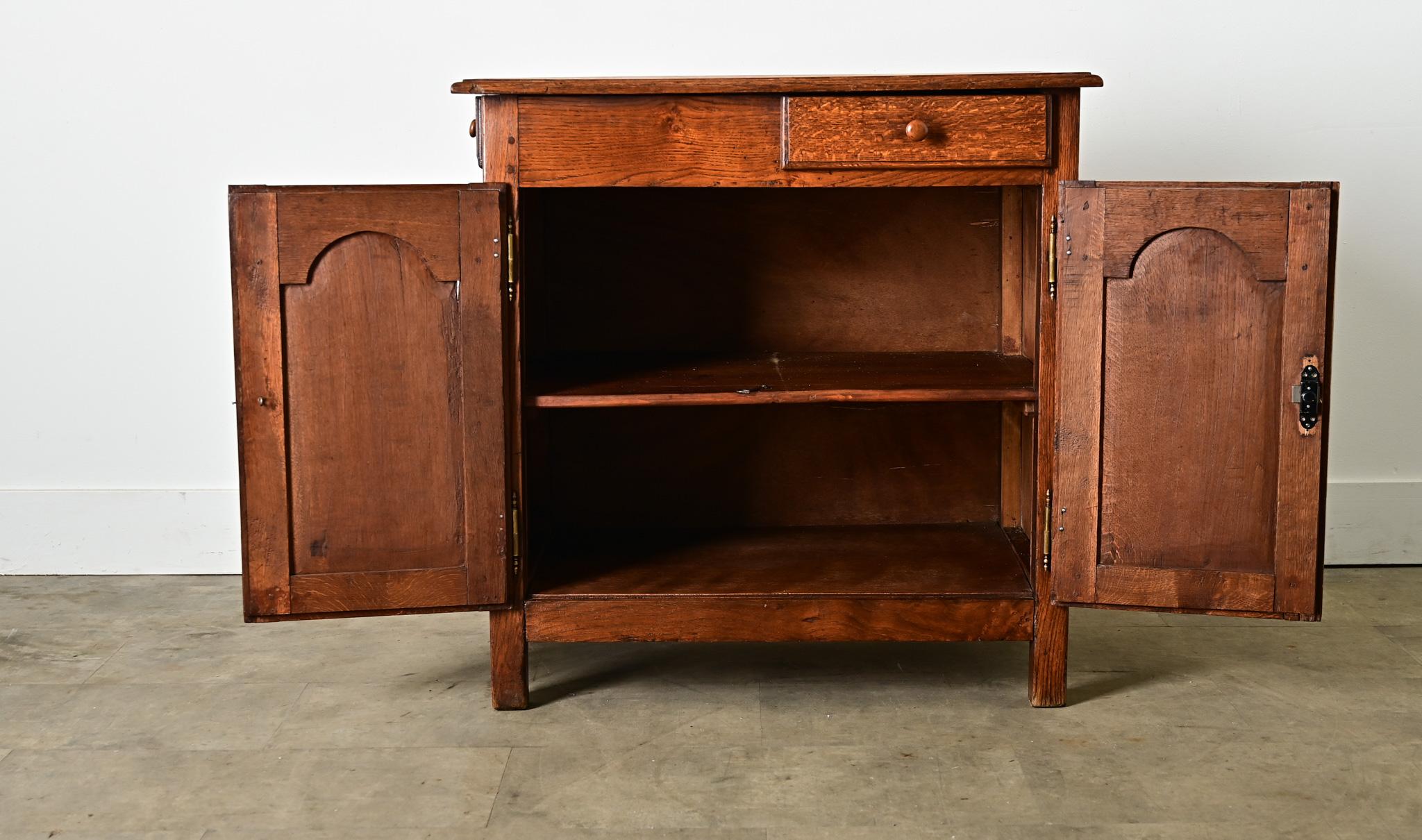 Intagliato Buffet francese del XIX secolo in petite Oak in vendita