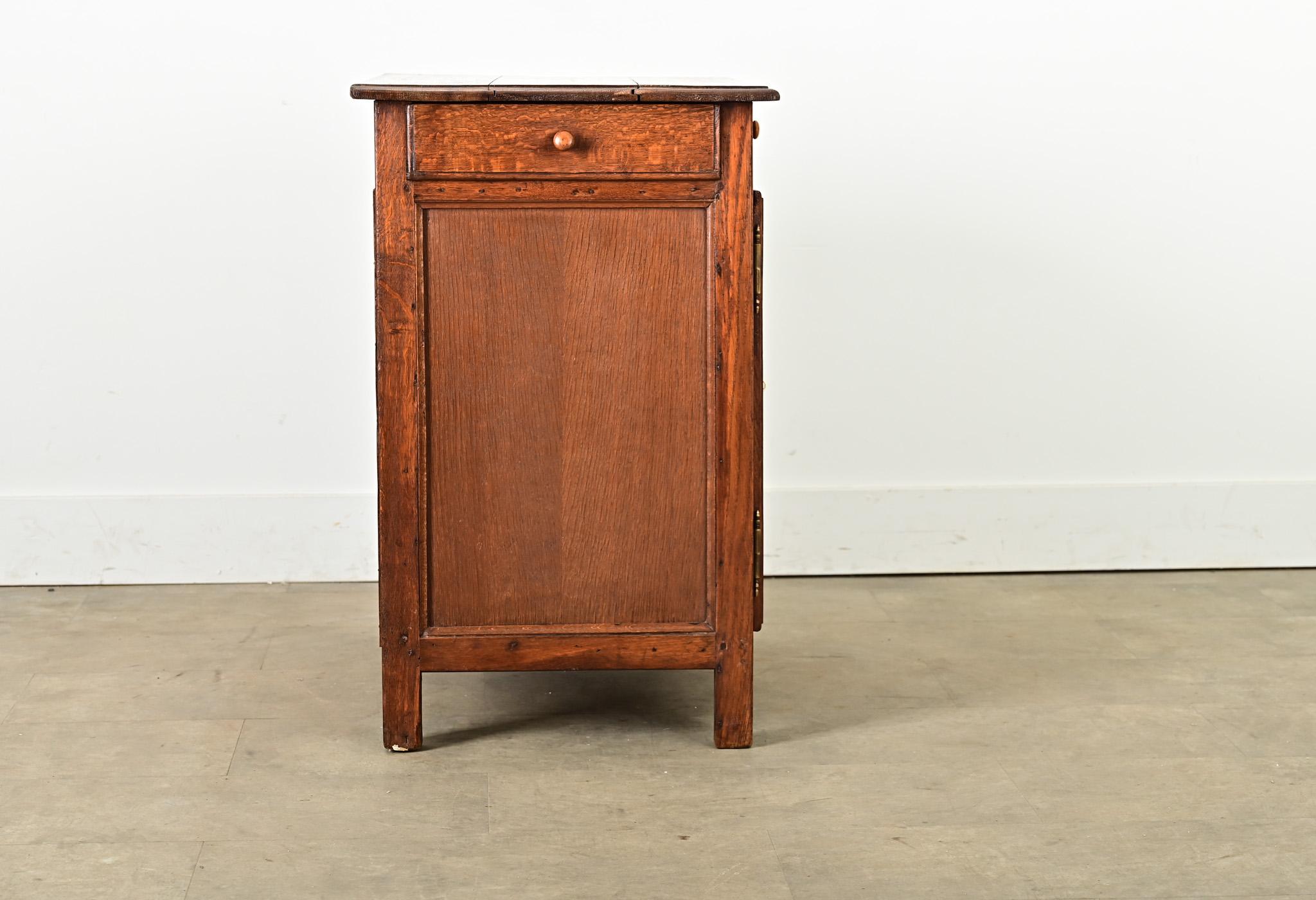 Buffet francese del XIX secolo in petite Oak in vendita 1