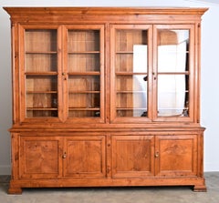 Biblioteca francese del XIX secolo in pino e con ante in vetro