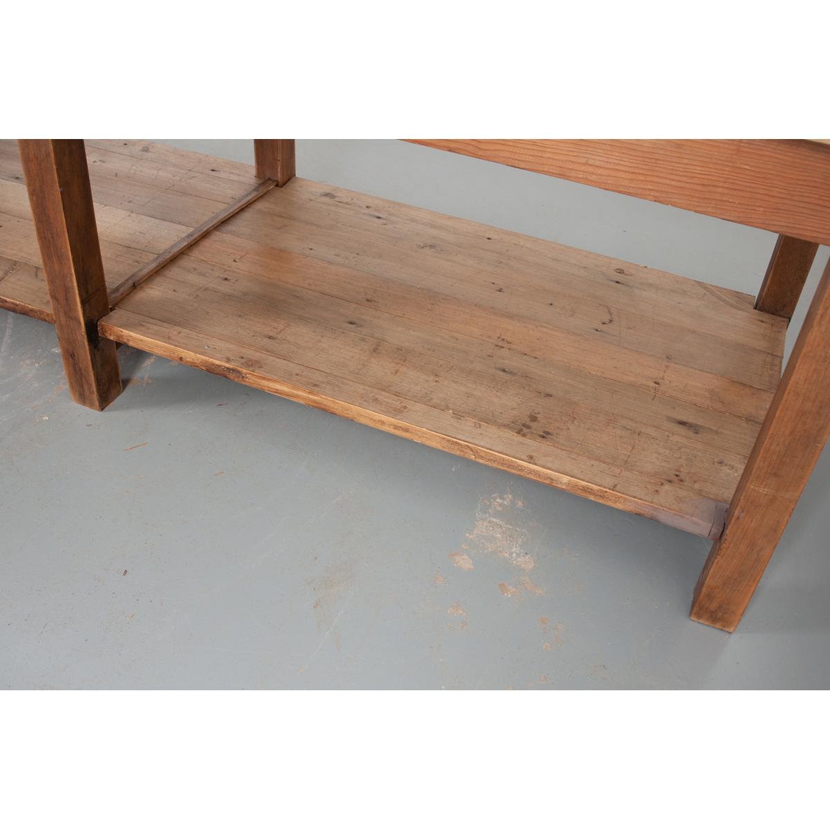 French 19th Century Pine and Oak Drapers Table In Good Condition In Baton Rouge, LA